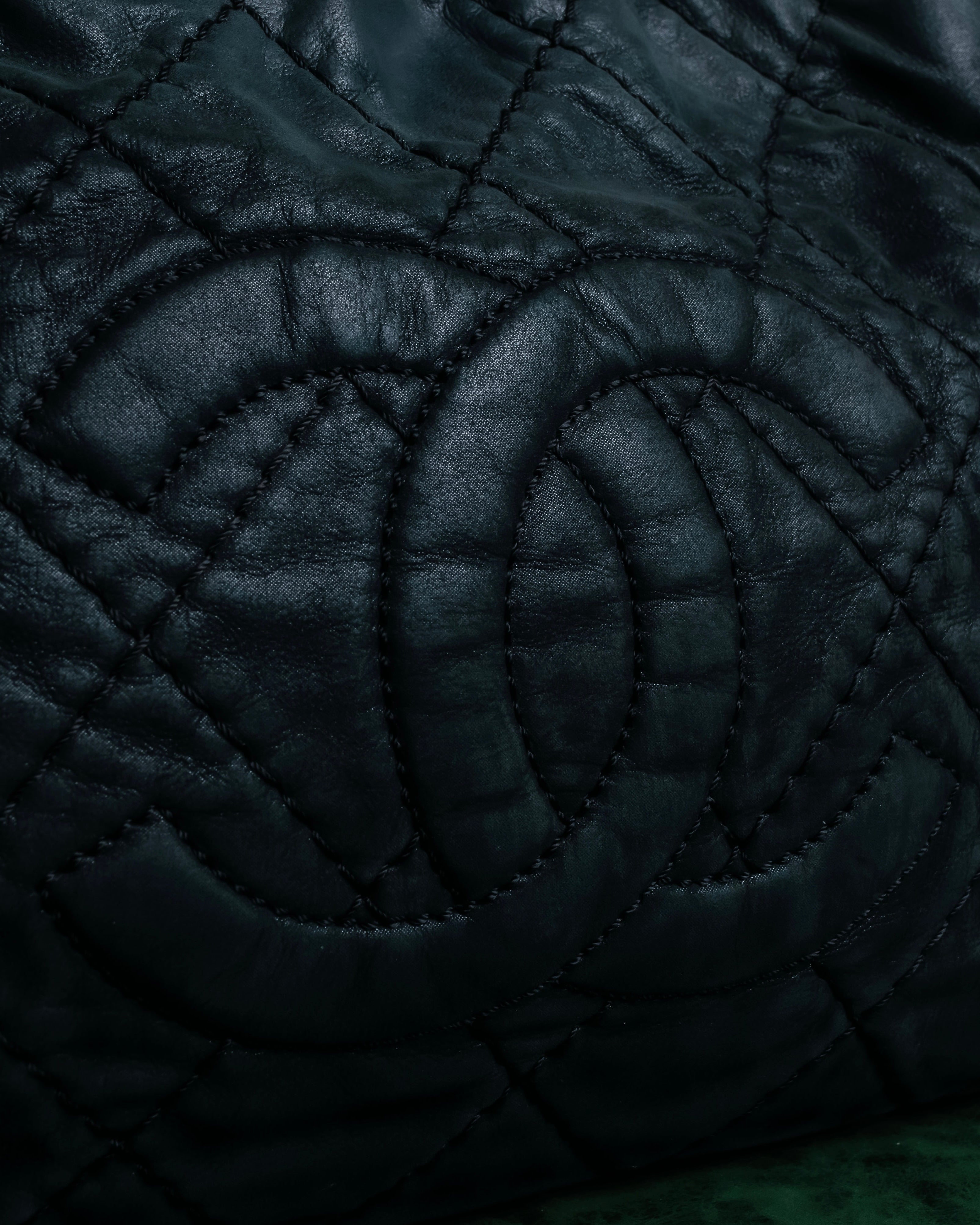 "CHANEL" Karl Lagerfeld design Matelasse chain Black shoulder bag