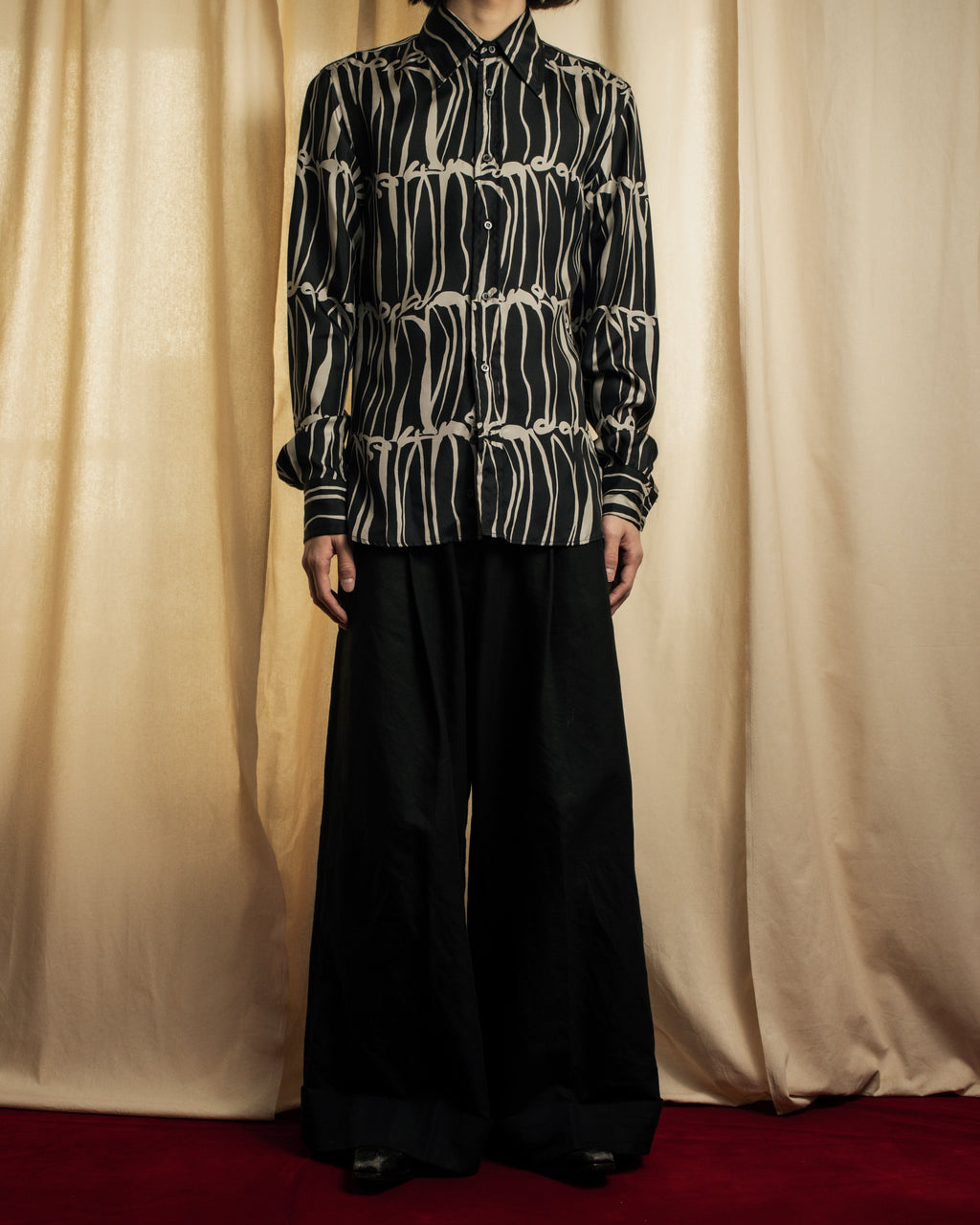 "GUCCI" Handwritten calligraphy pattern silk shirt