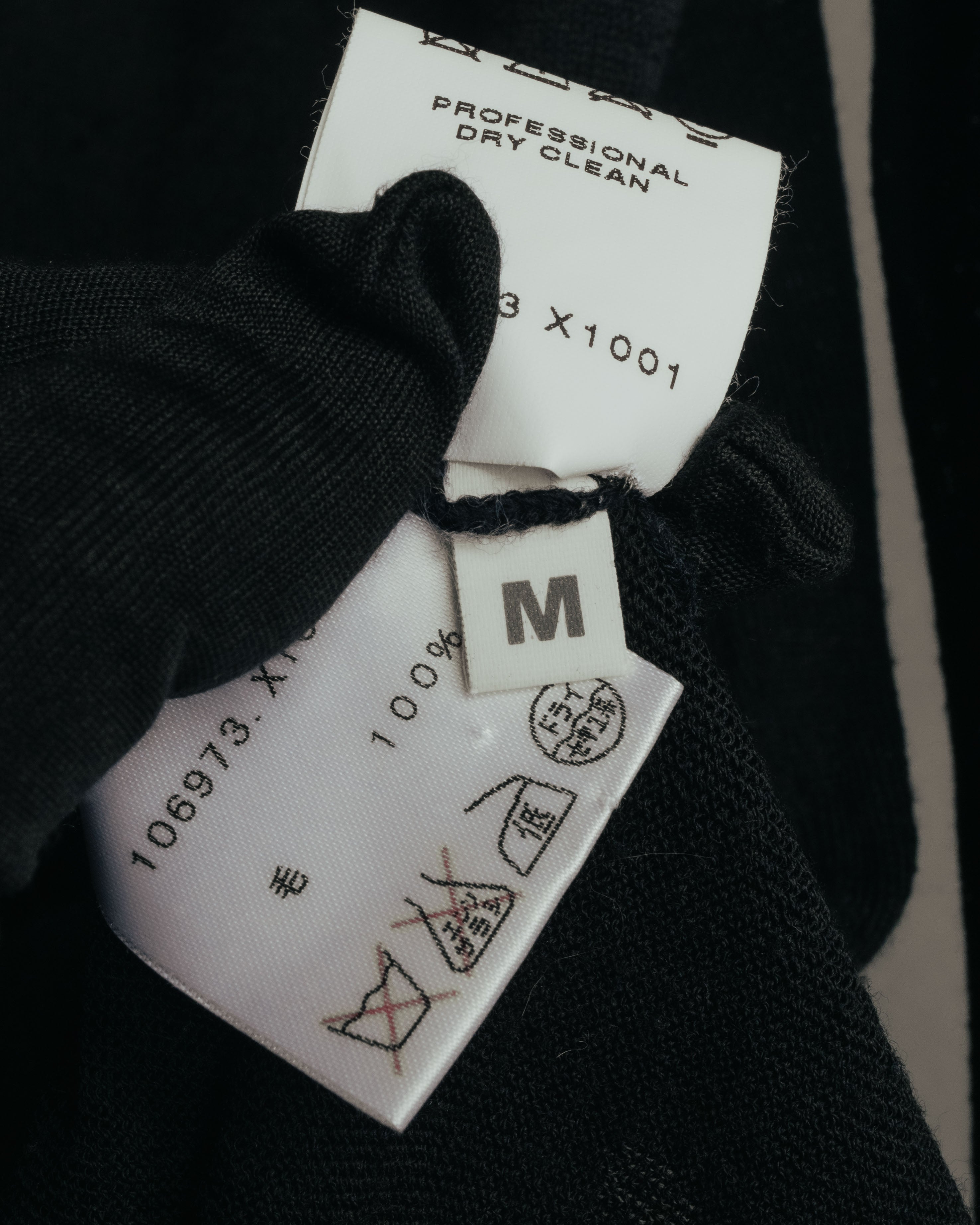 “GUCCI” 2001-2004 Tom Ford era gathered wool fringe knit top