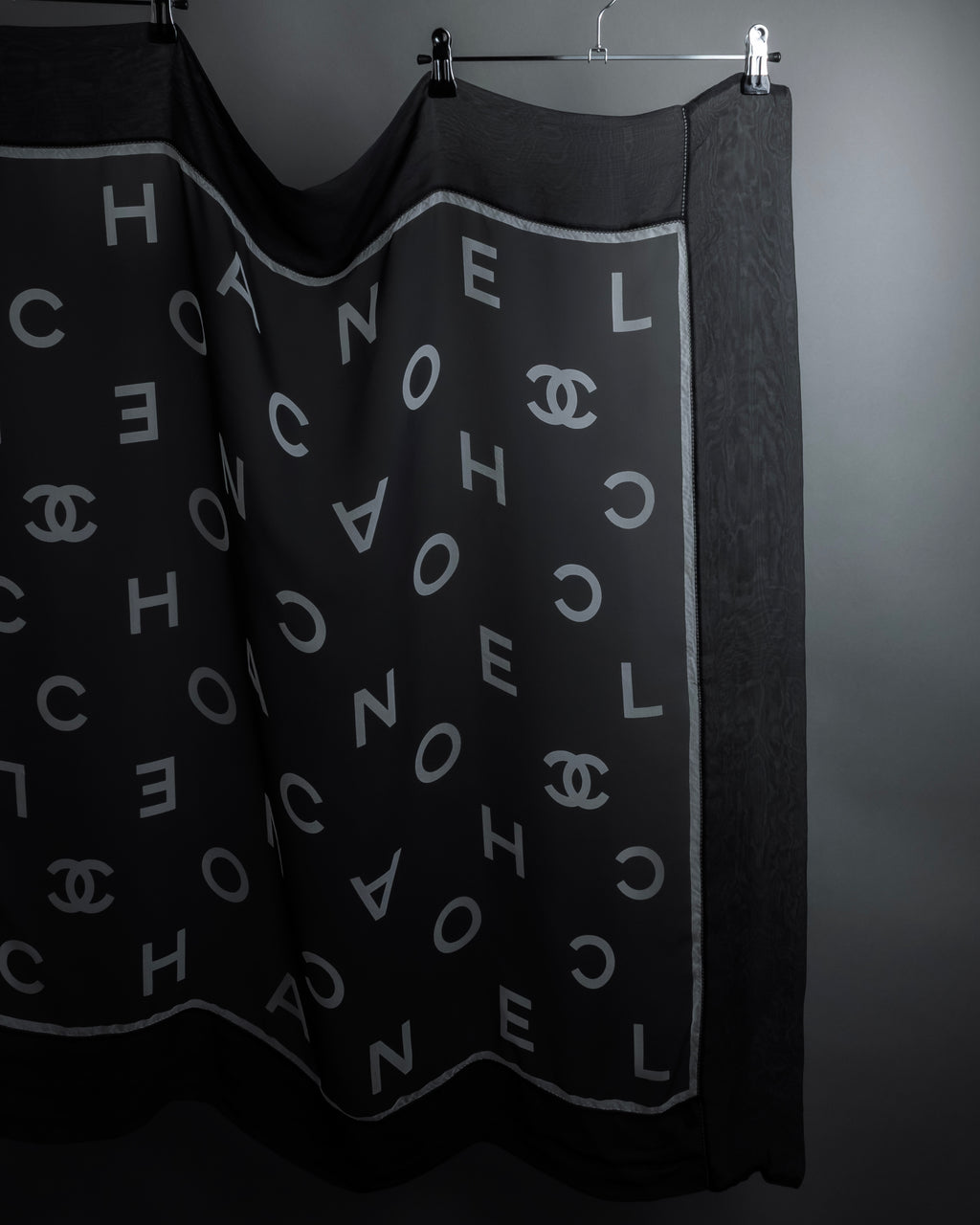 "CHANEL" Typography logo engraved large scarf