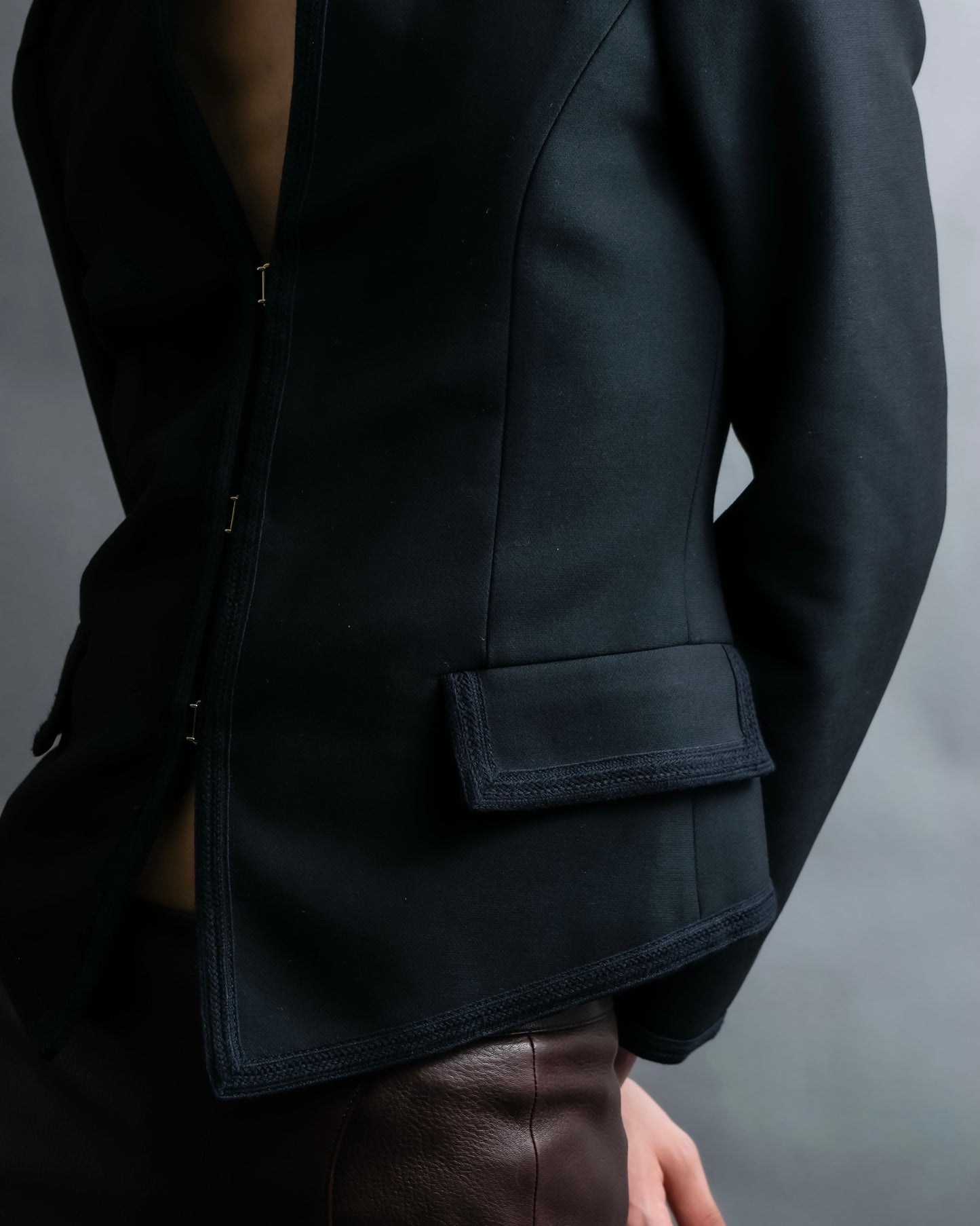 "Max&Co" Beautiful silhouette hook details Jacket