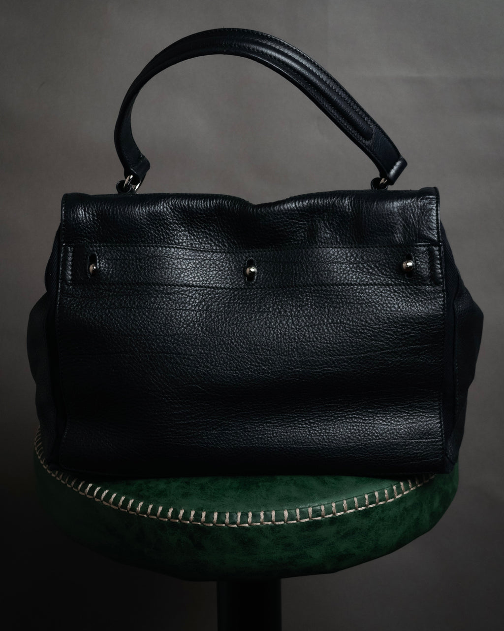 “YVES SAINT LAURENT” Late 2000s Muse Two grained leather flap hand bag