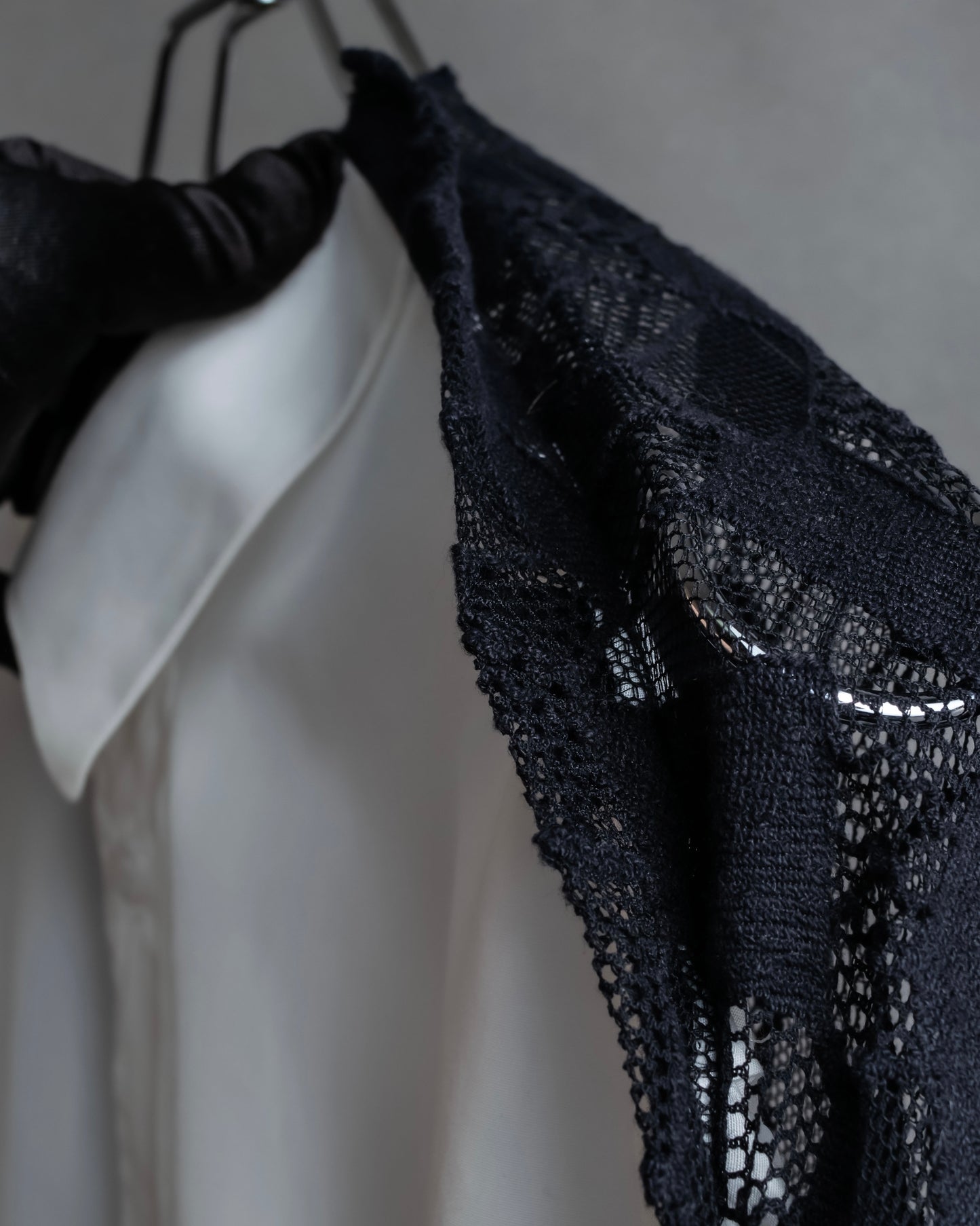 “Maison Margiela 20SS”  Back lace attached design shirt