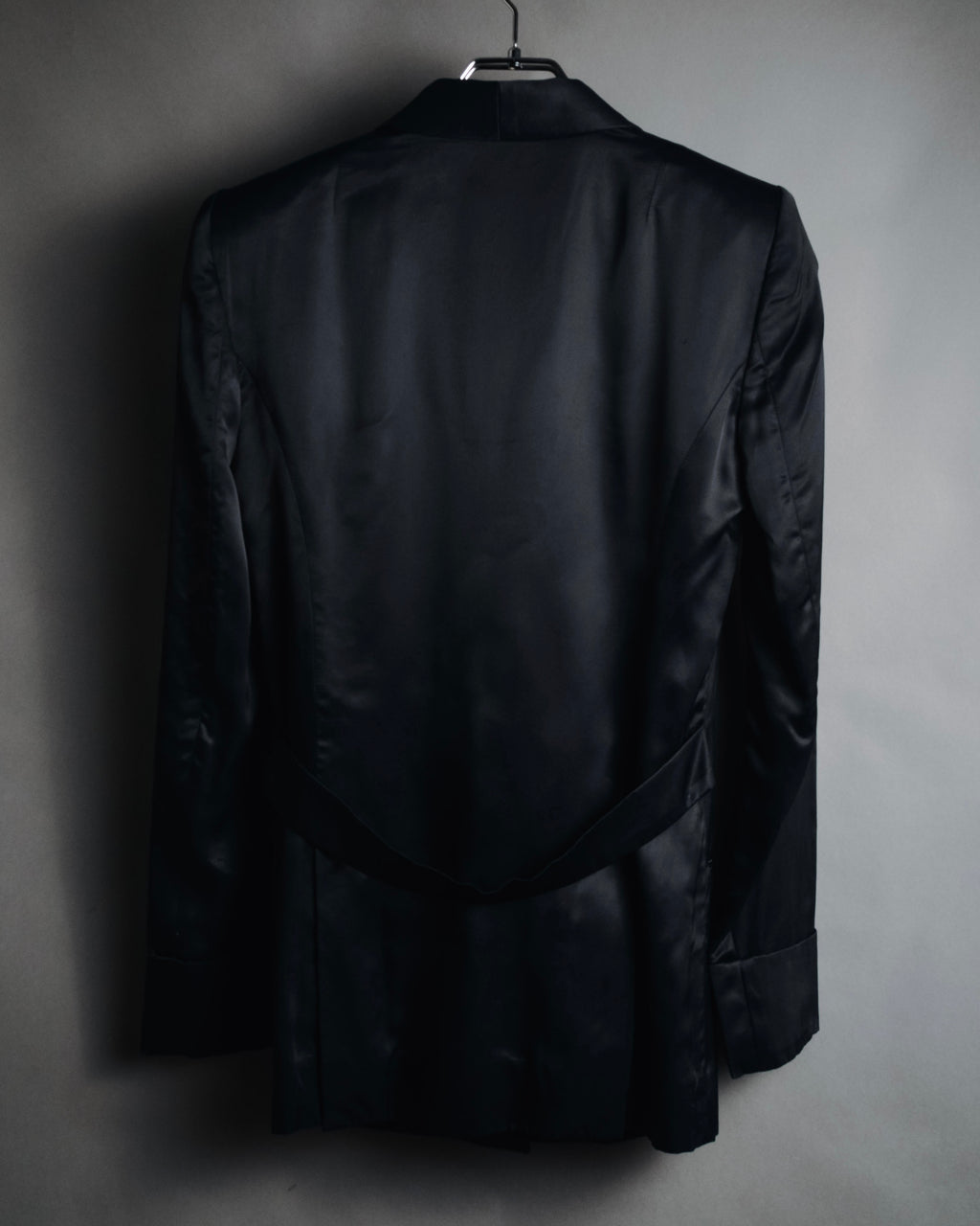 "BALENCIAGA.PARIS" 2008-2009 Sculptural satin shawl collar tuxedo jacket
