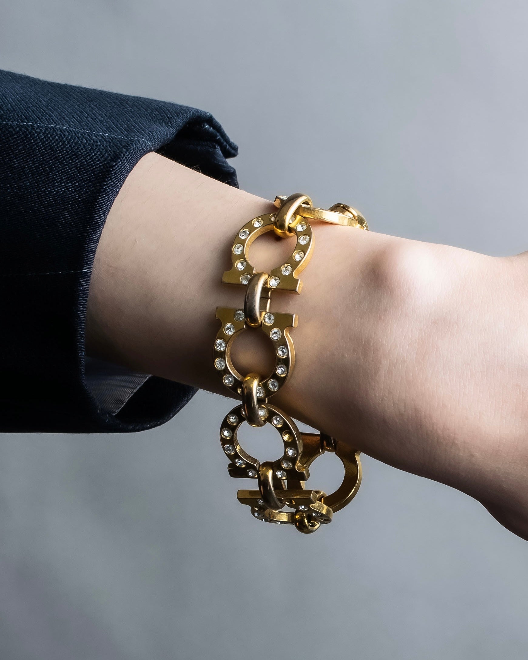 “Salvatore Ferragamo”  Big Gancini gold chain bracelet
