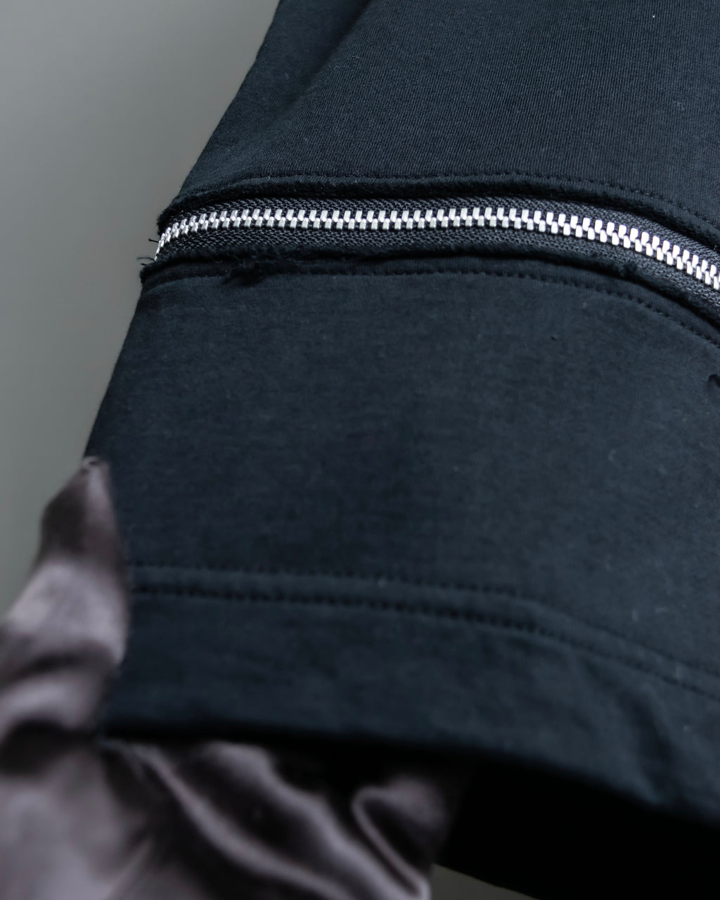 “Comme des Garçons Homme Plus” Zip attached detail T shirt