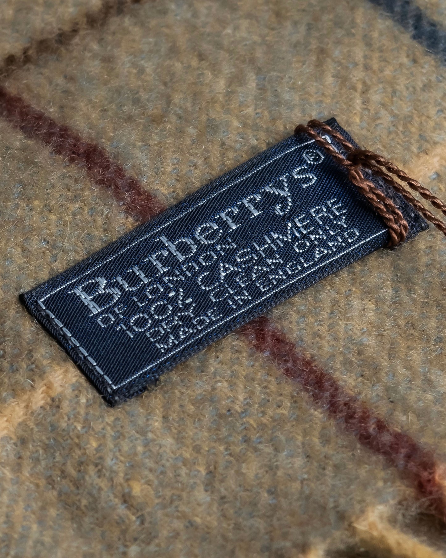 "BURBERRYS" Windowpane check cashmere muffler