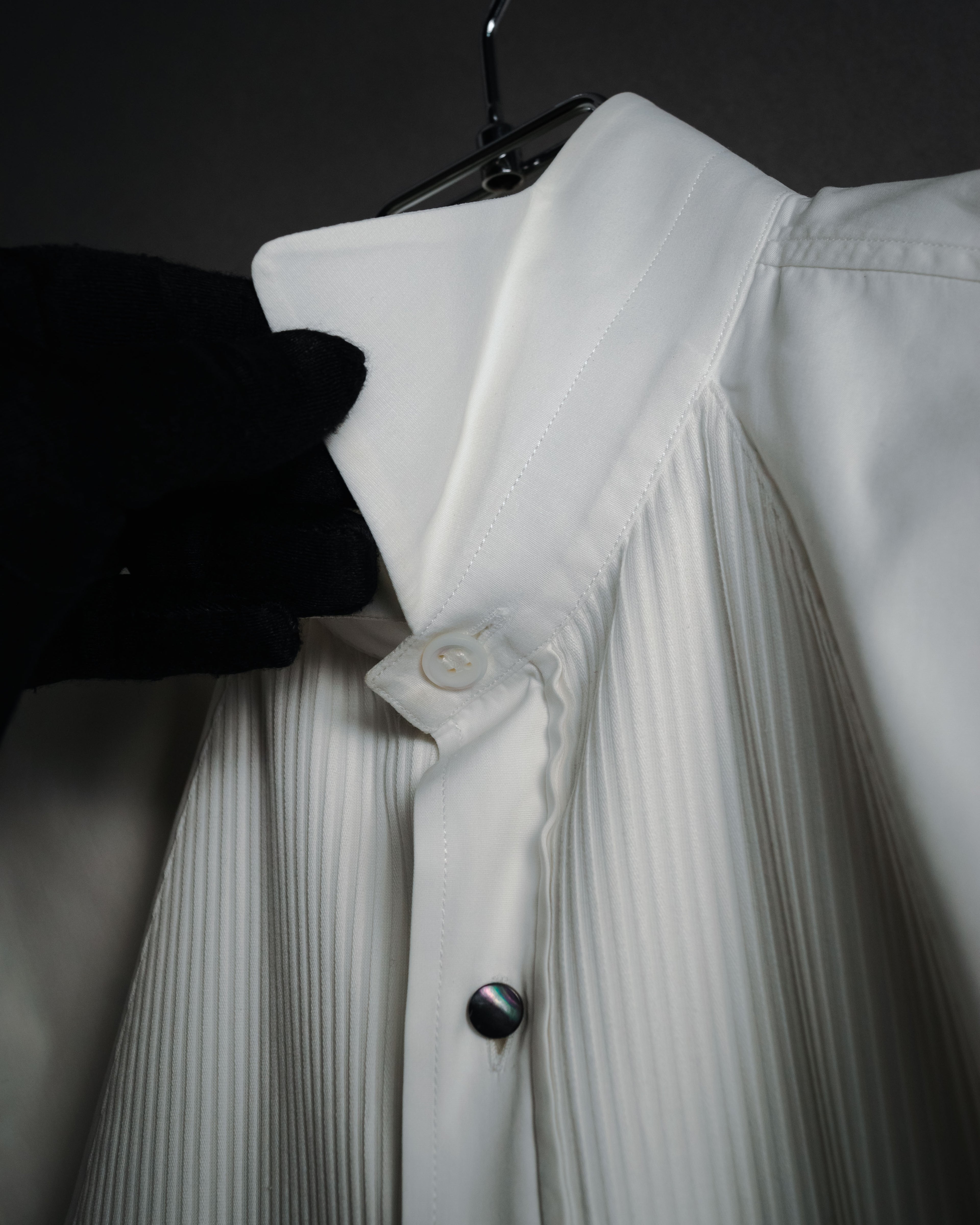 –SPECIAL– "Yves Saint Laurent" 00’s Tuxedo bib-front wing-collar dress shirt