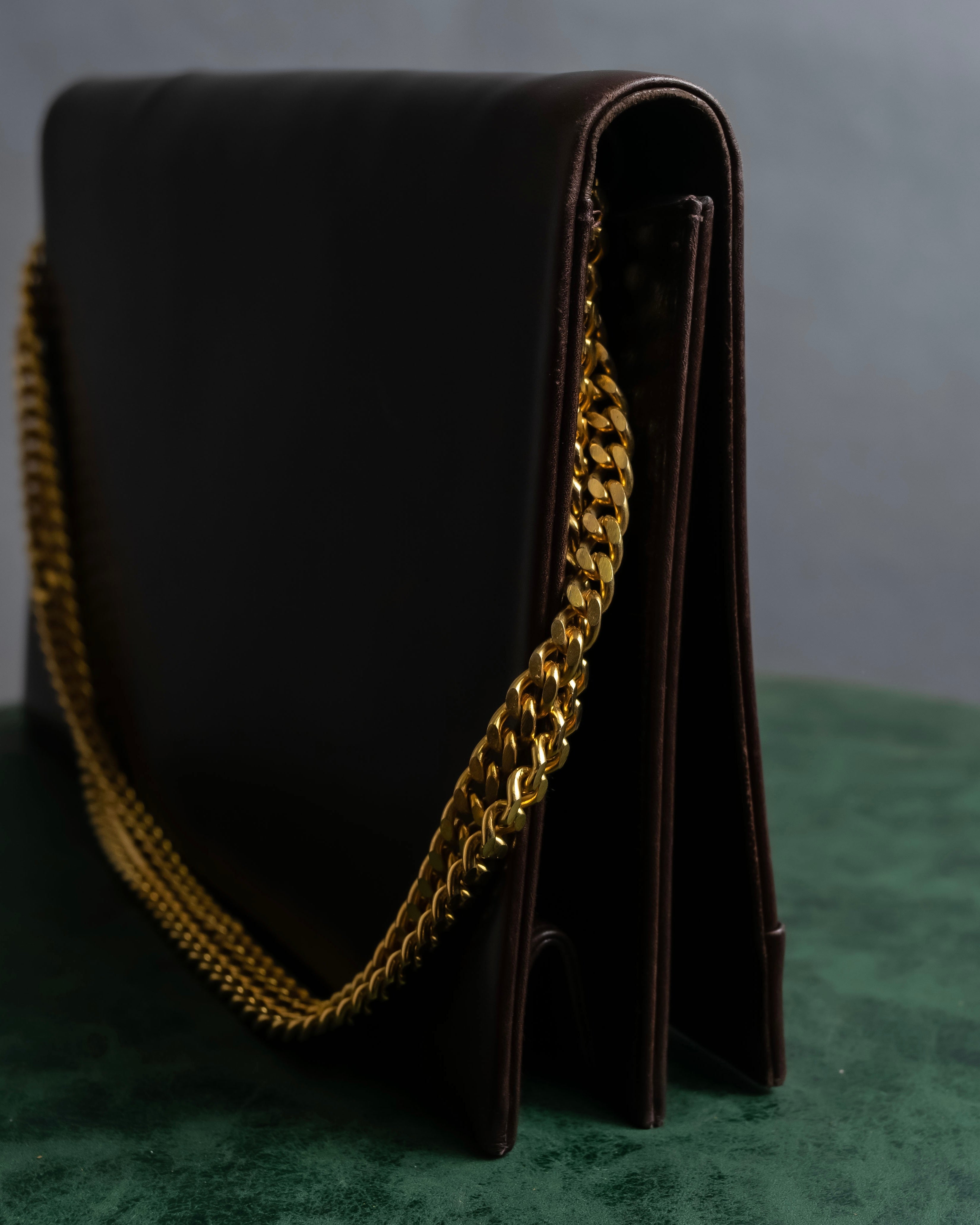 "Christian Dior" CD turn lock design chain shoulder bag