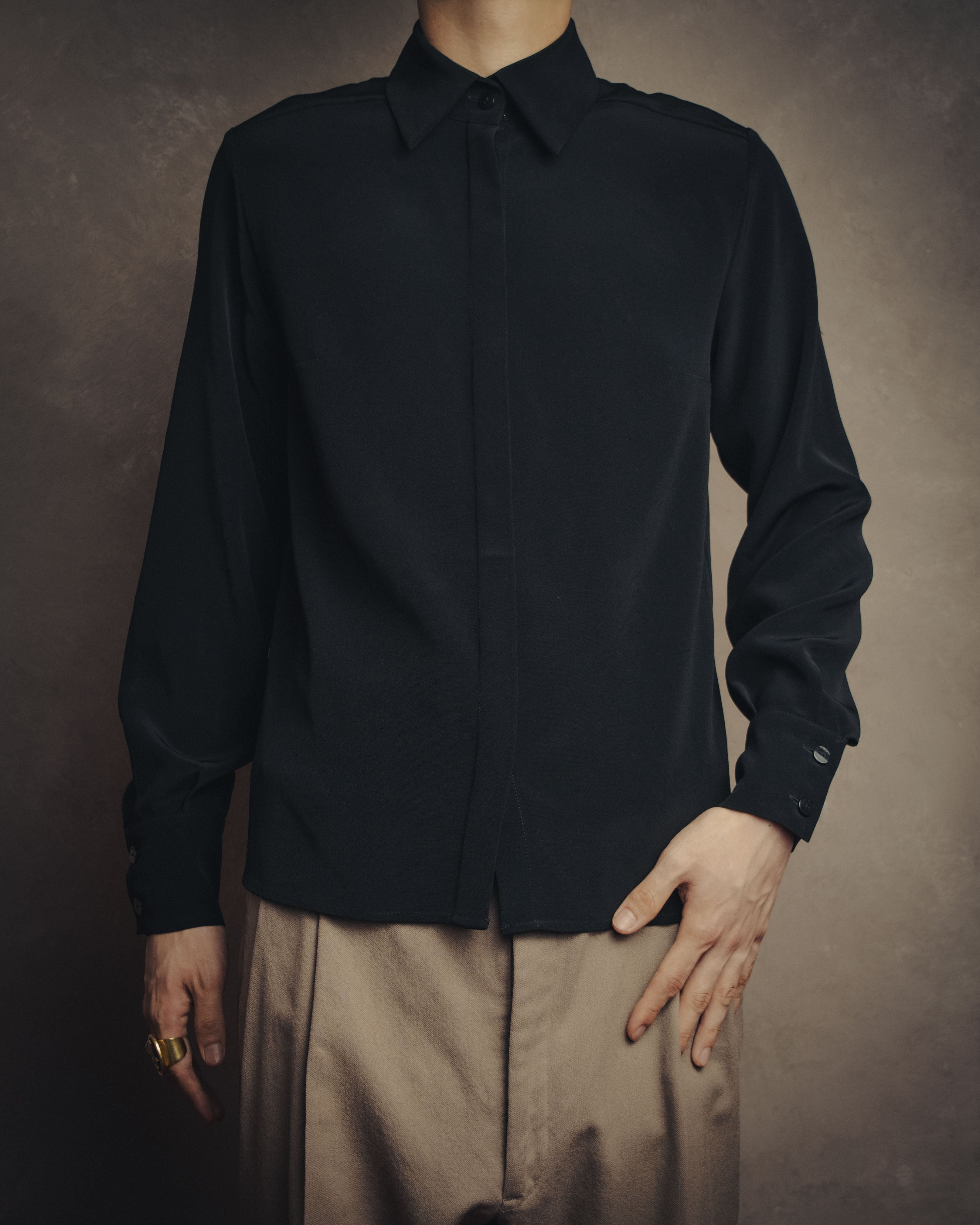 -SPECIAL- “CHANEL” 20SS Uniform fly front black shirt