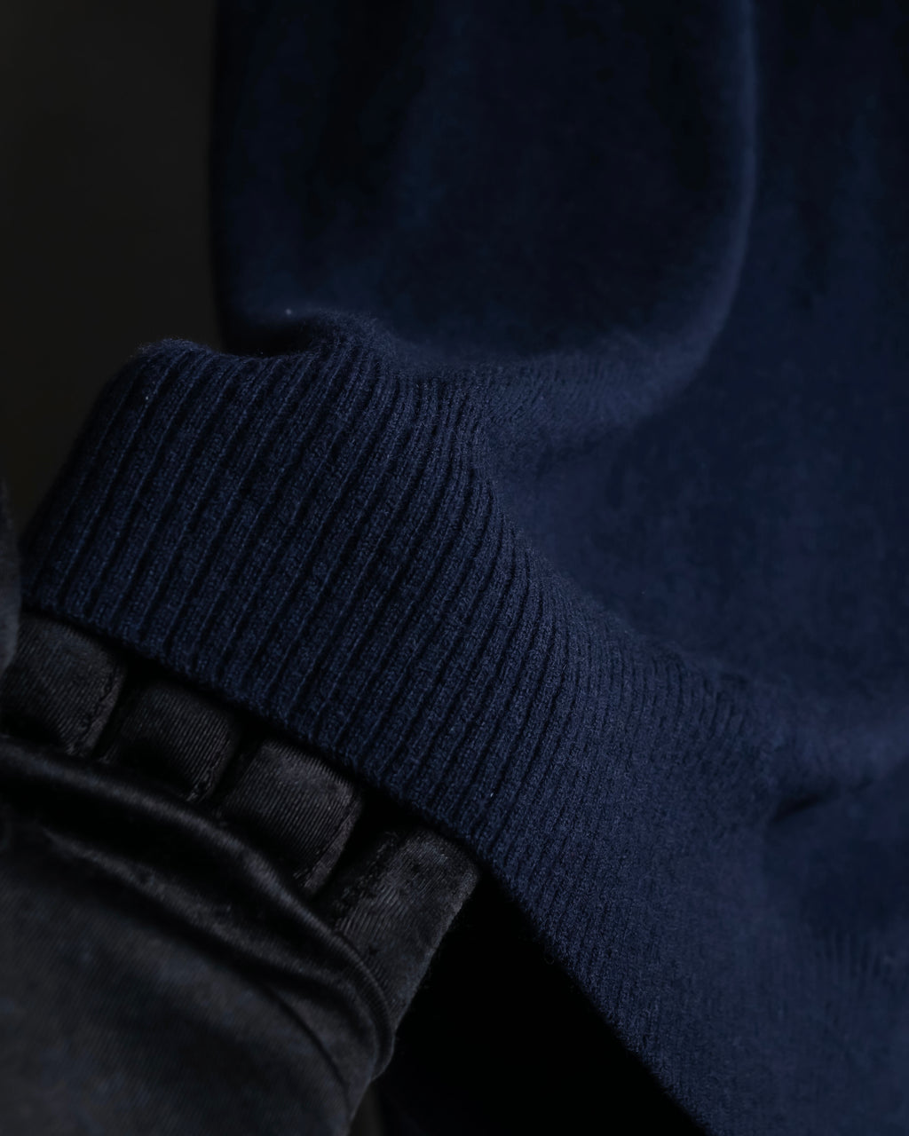 "MAISON MARGIELA" 16AW elbow patch design navy color knit