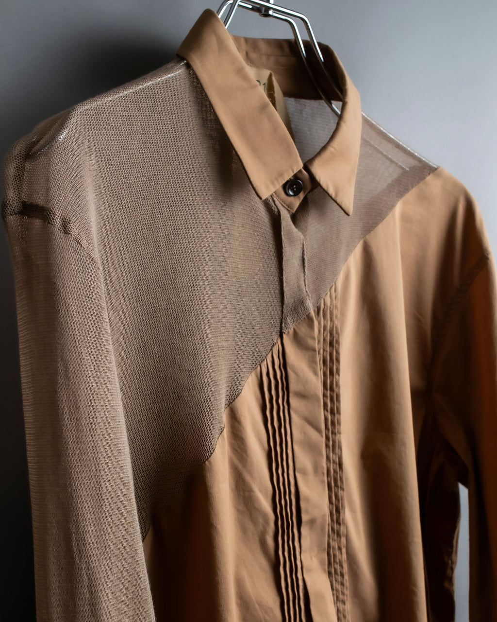 "N21 NUMEROVENTUNO" Switching design concealed shirt