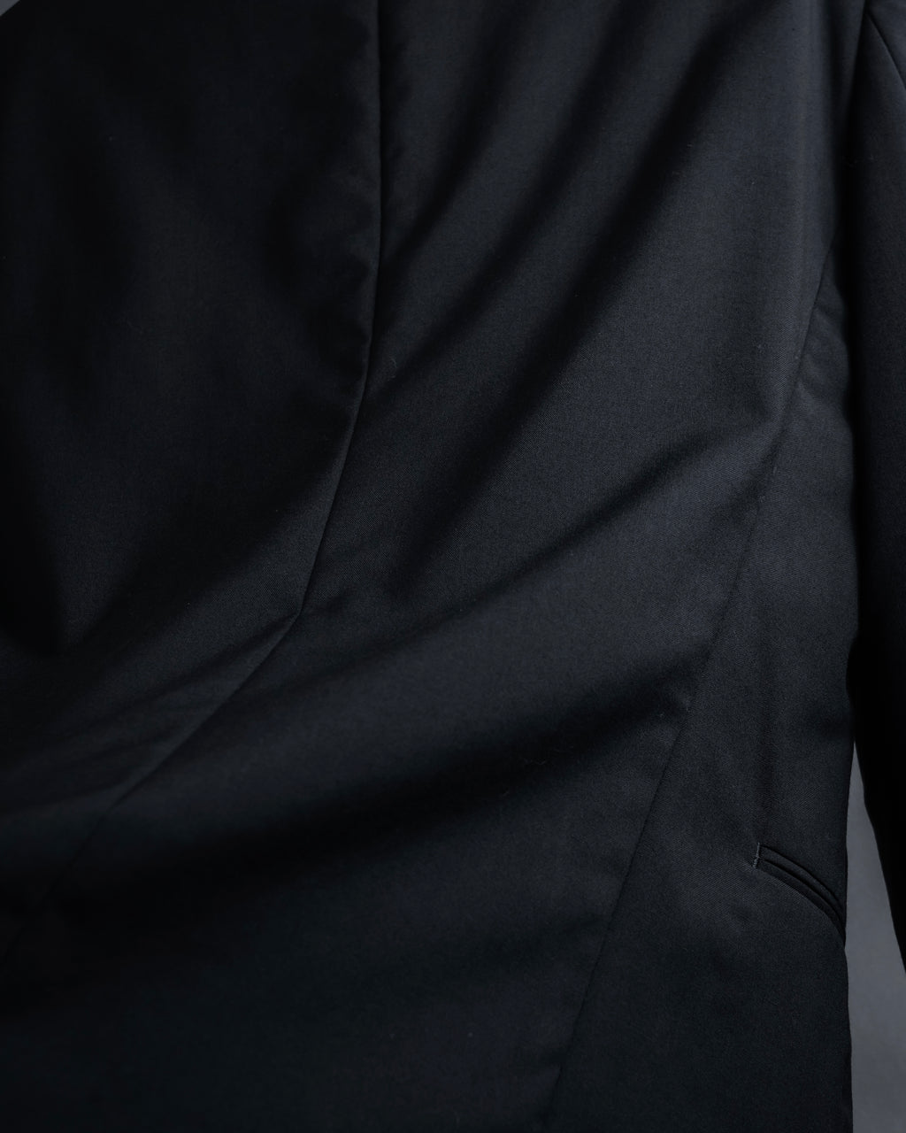 "YVES SAINT LAURENT" Straight tailoring design set up