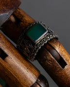 "Vintage green stone top silver ring"