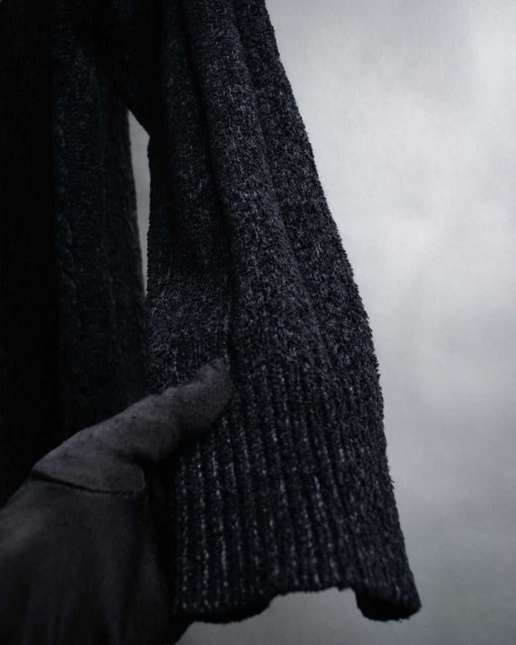 “Yves Saint Laurent” 90’s Textured diamond pattern cardigan