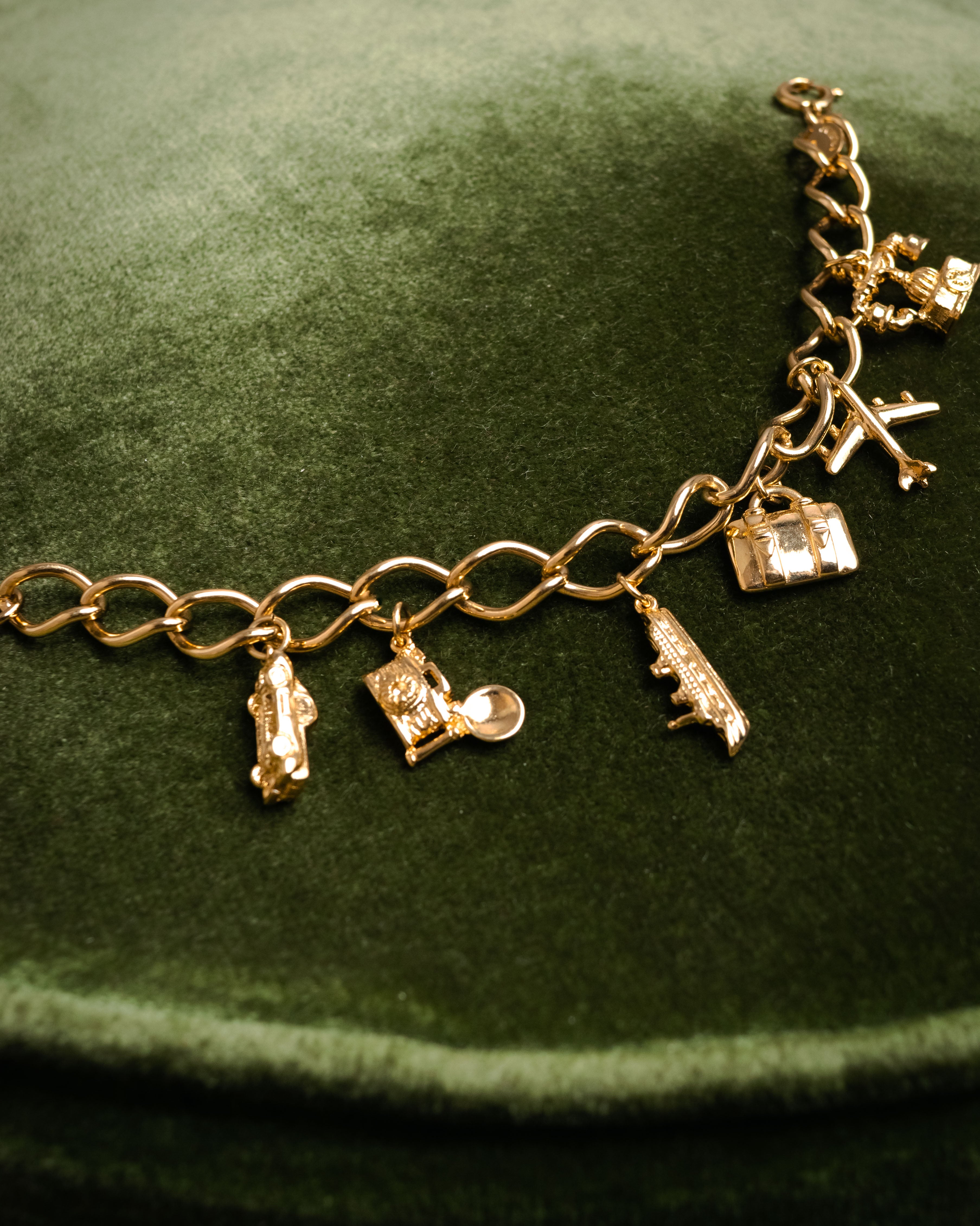 “MARIO VALENTINO” 80’s-90’s Travel charm bracelet