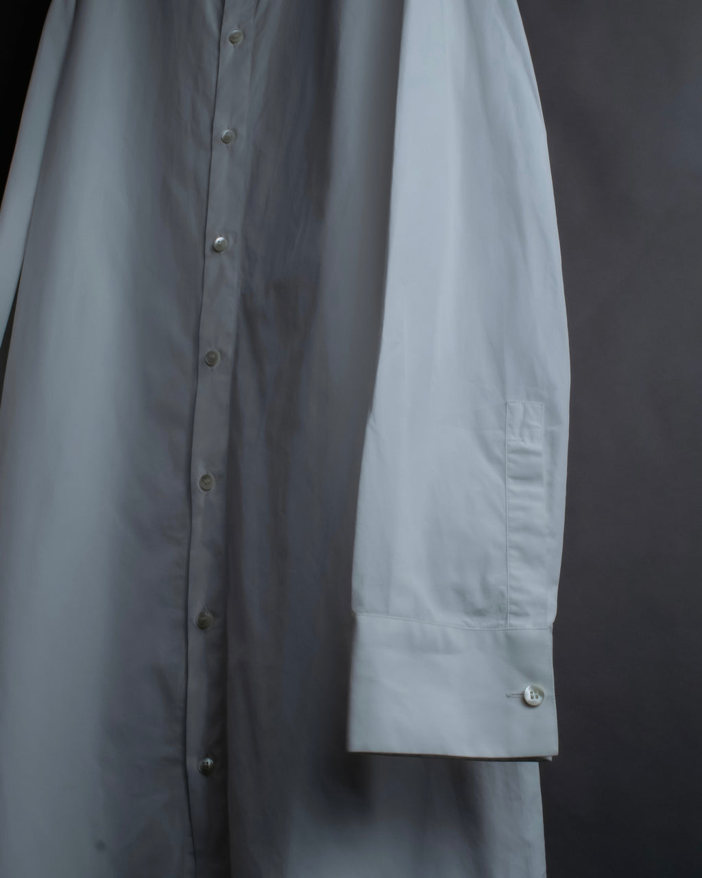 "MAISON MARGIELA" 18AW No-collar design Super long shirt