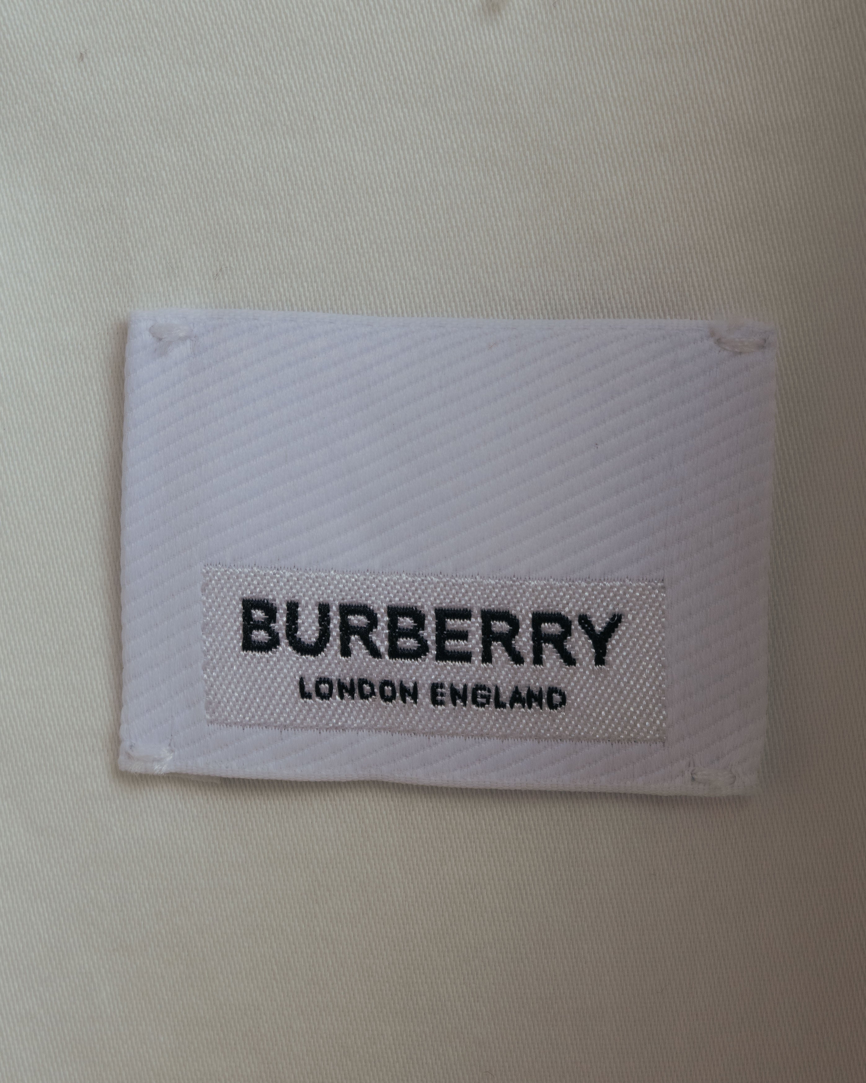 “BURBERRY” 2018-2022 Cutwork embroidered cotton shirt