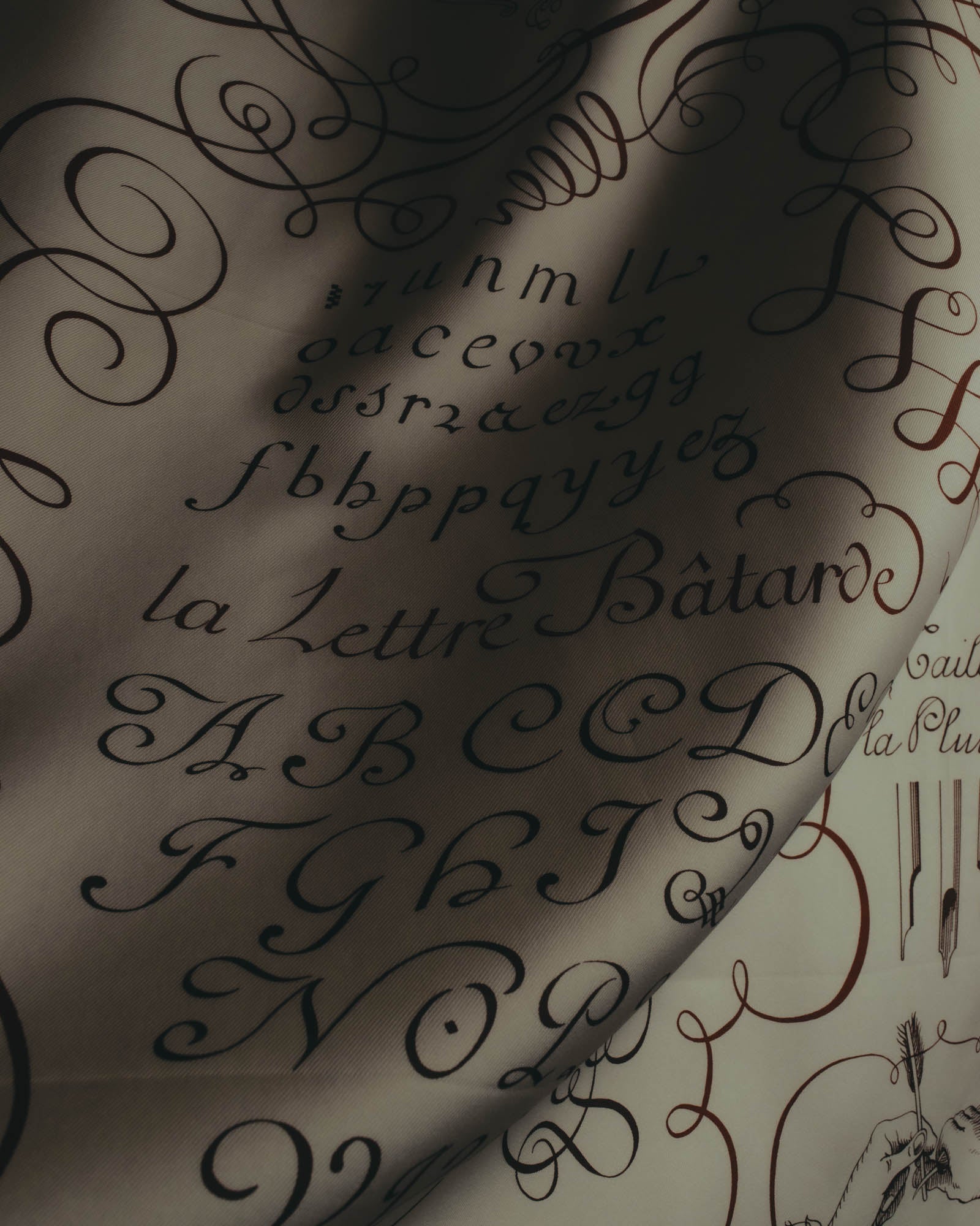 "Hermès" 90's Calligraphy print silk scarf
