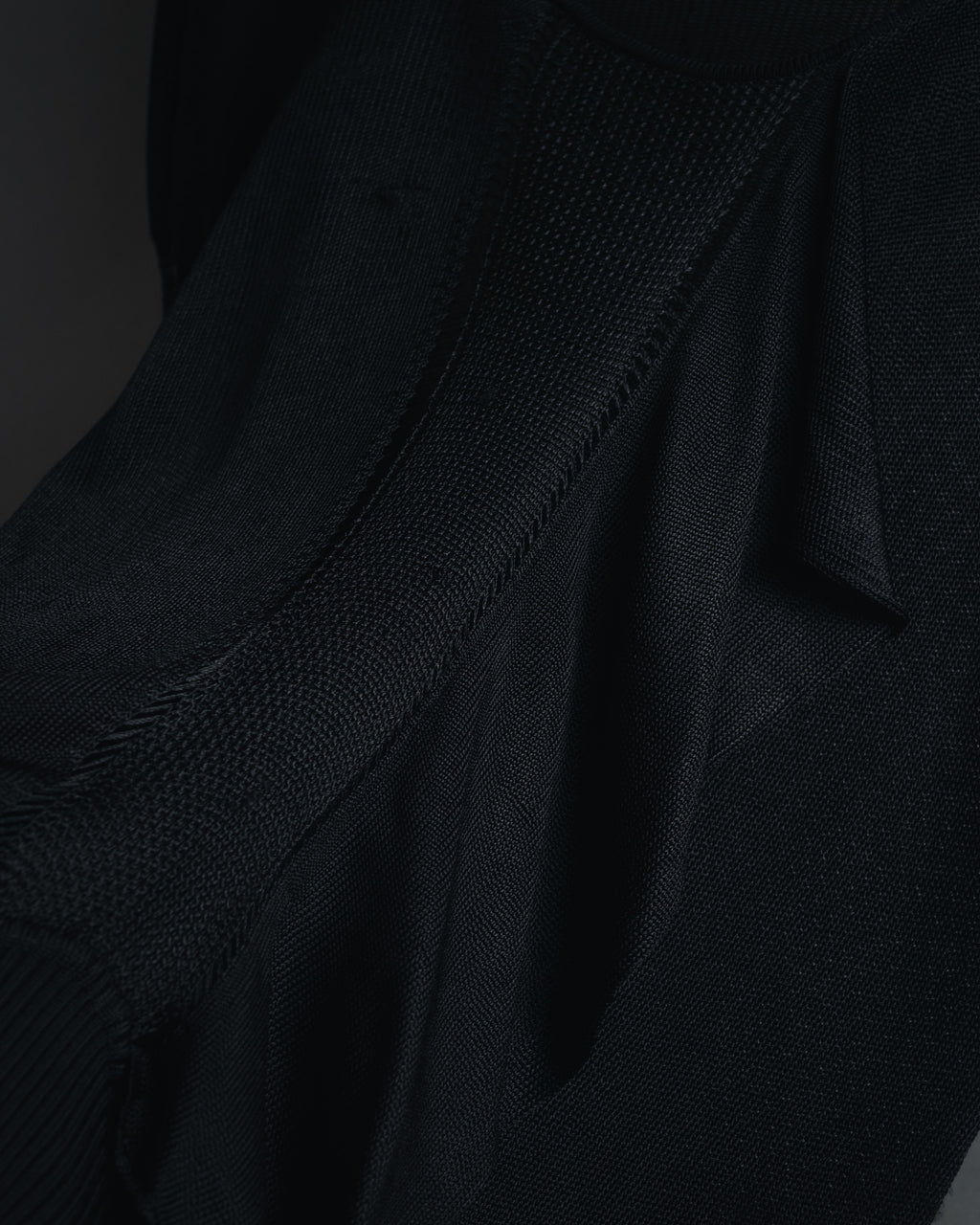 "Christian Dior BOUTIQUE" 2007’s draped viscose mesh-panel pullover