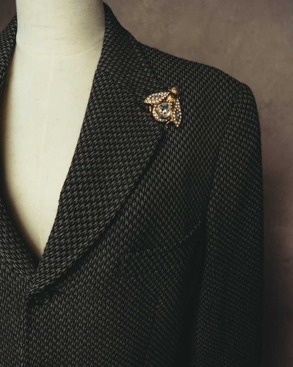 -SPECIAL- “Christian Dior” 80’s crystal embellished bee motif brooch