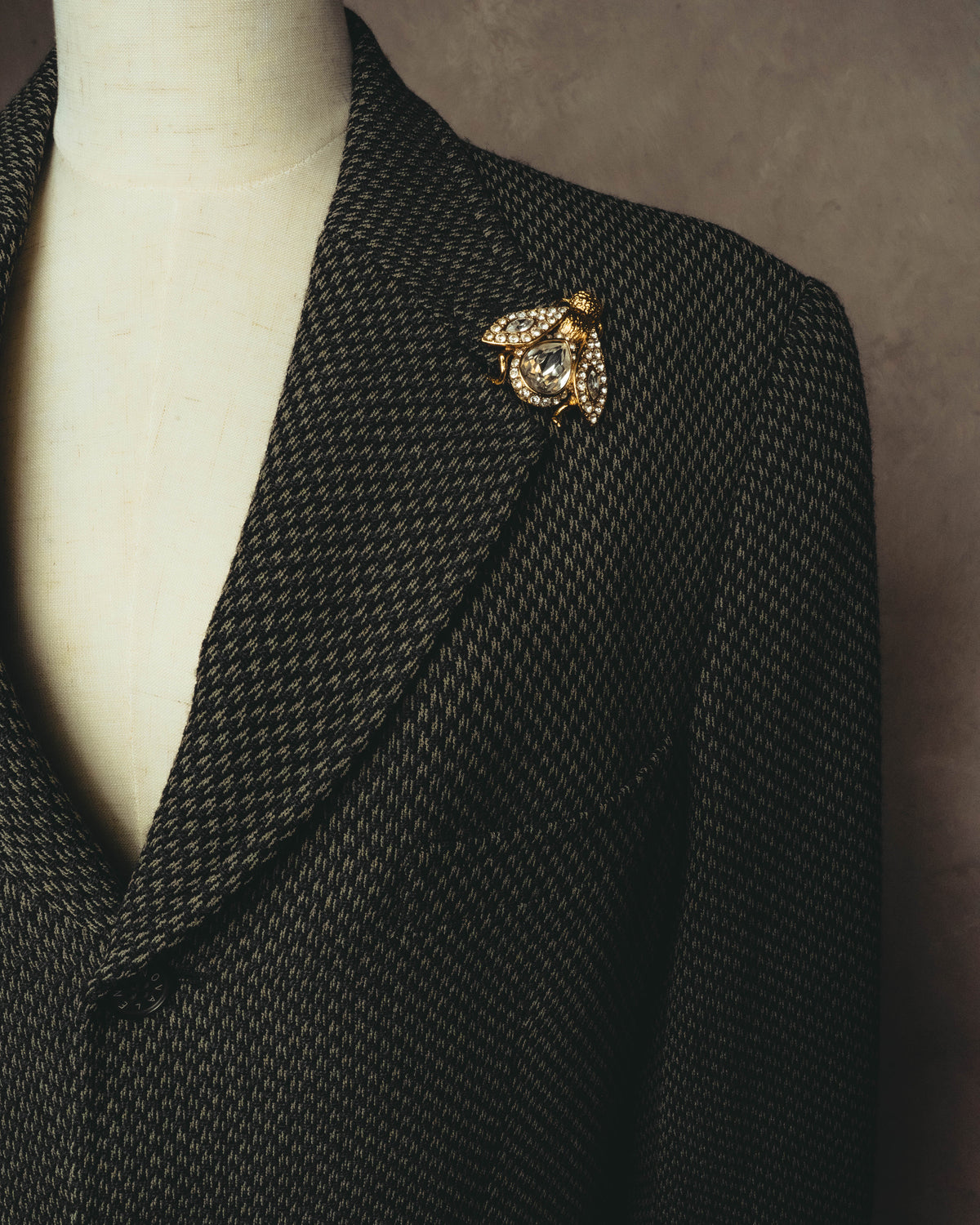 -SPECIAL- “Christian Dior” 80’s crystal embellished bee motif brooch
