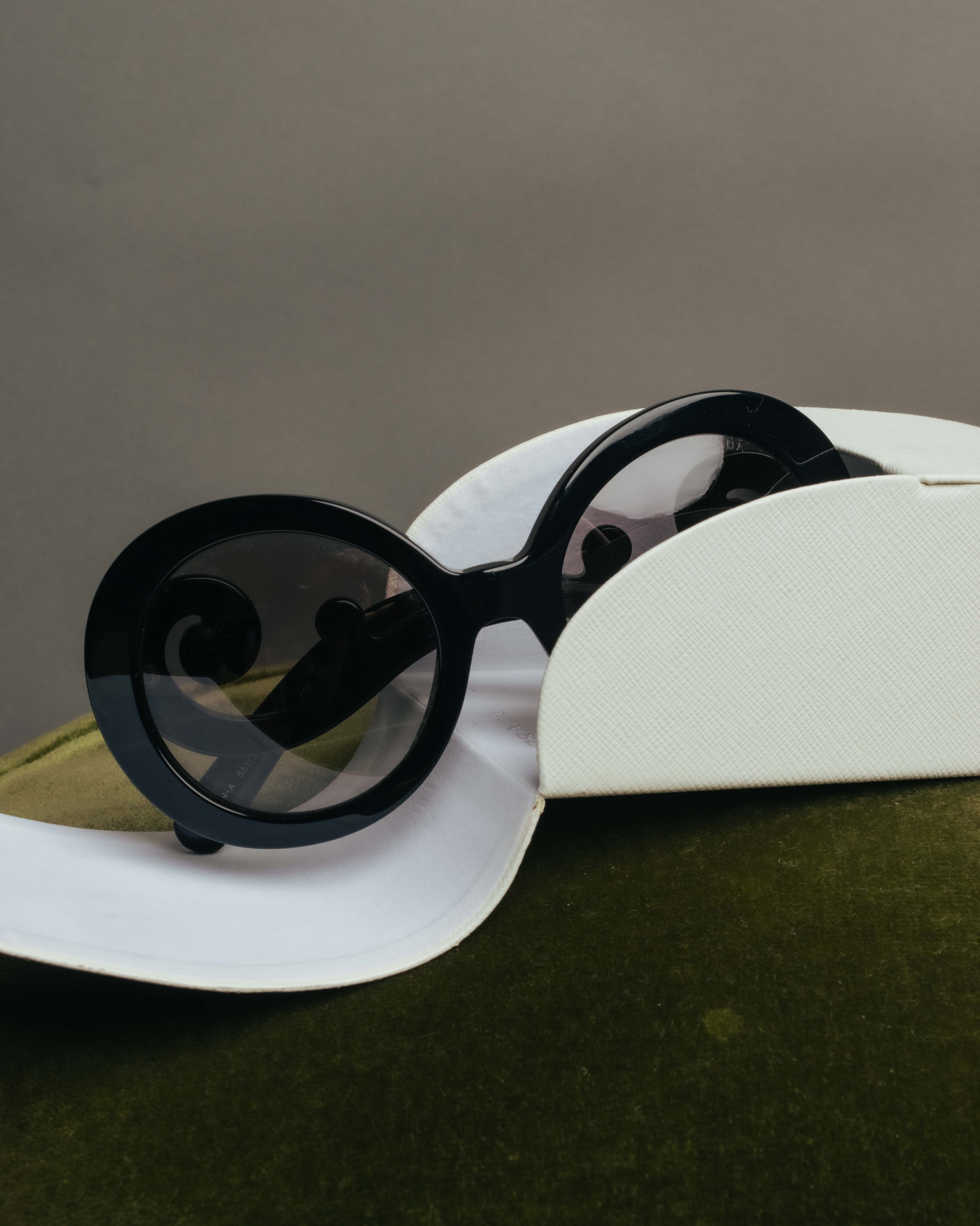 "PRADA" 10's Sculptural baroque sunglasses