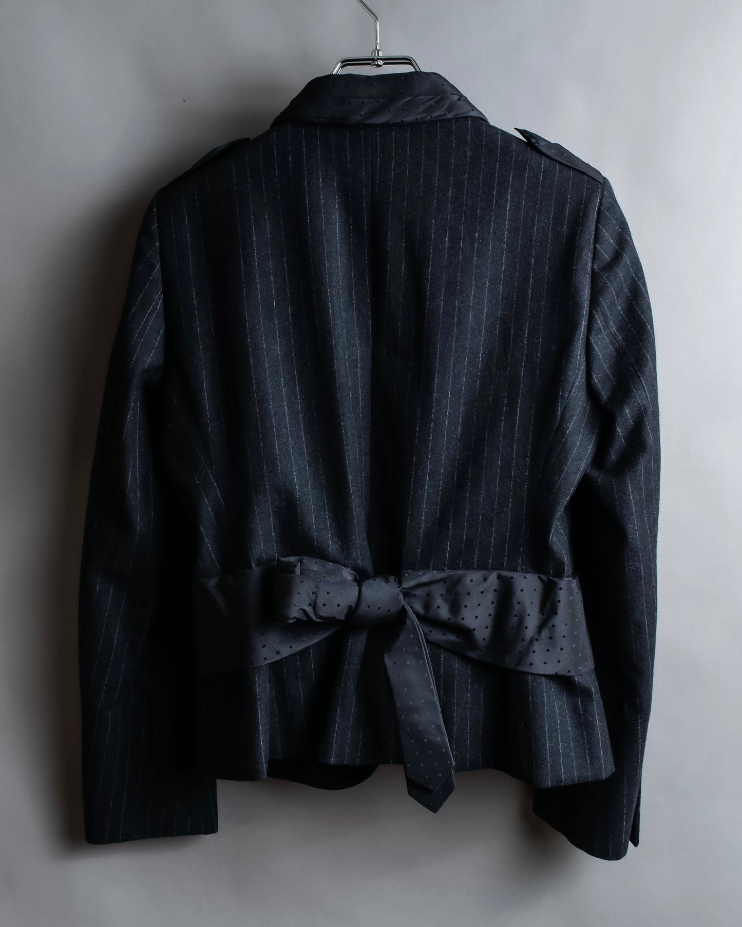 "MOSCHINO" Chalk stripe pattern separate fabric docking tailored jacket