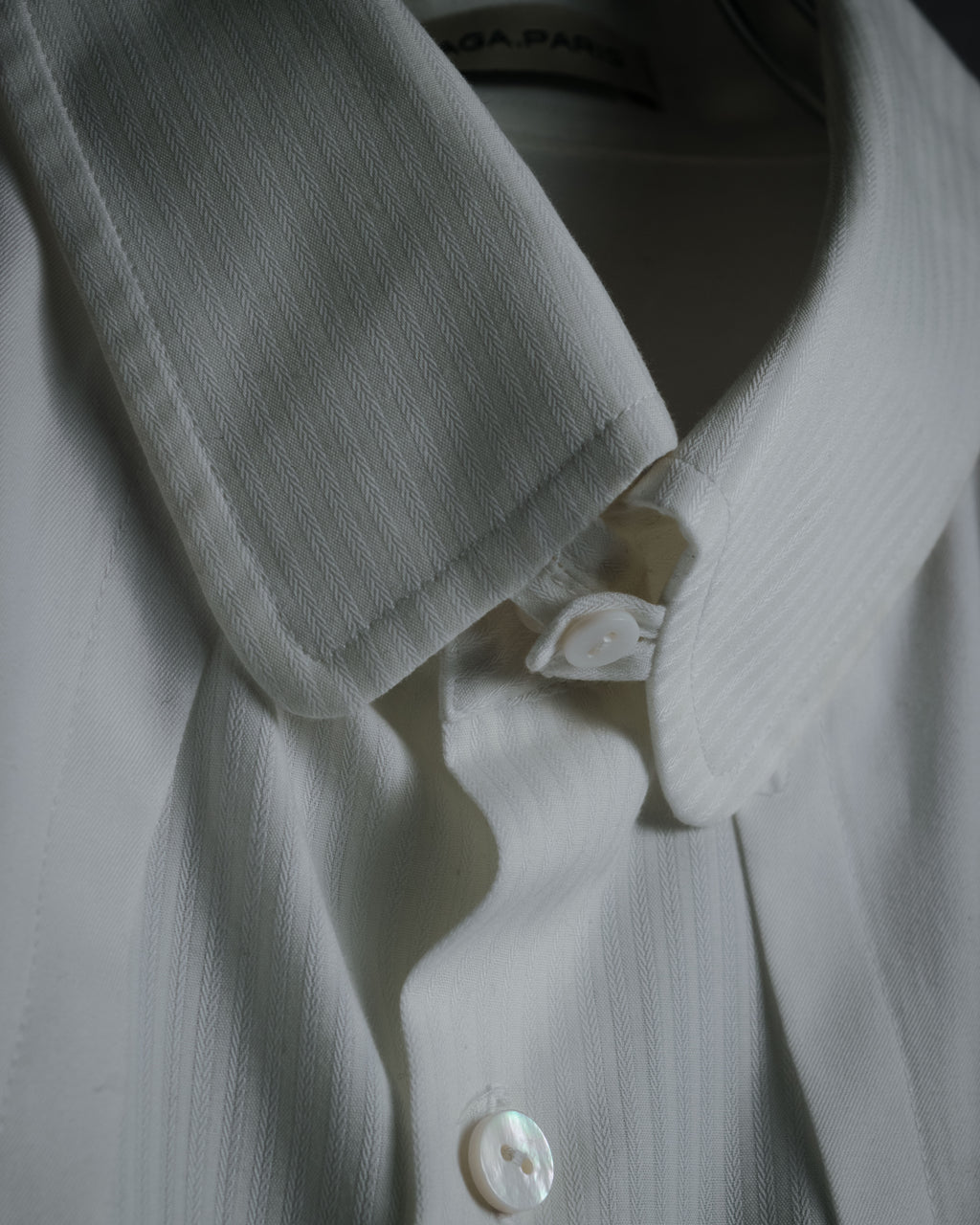 –SPECIAL– "BALENCIAGA" 2005-06’s Round collar chin tab paneled dress shirt