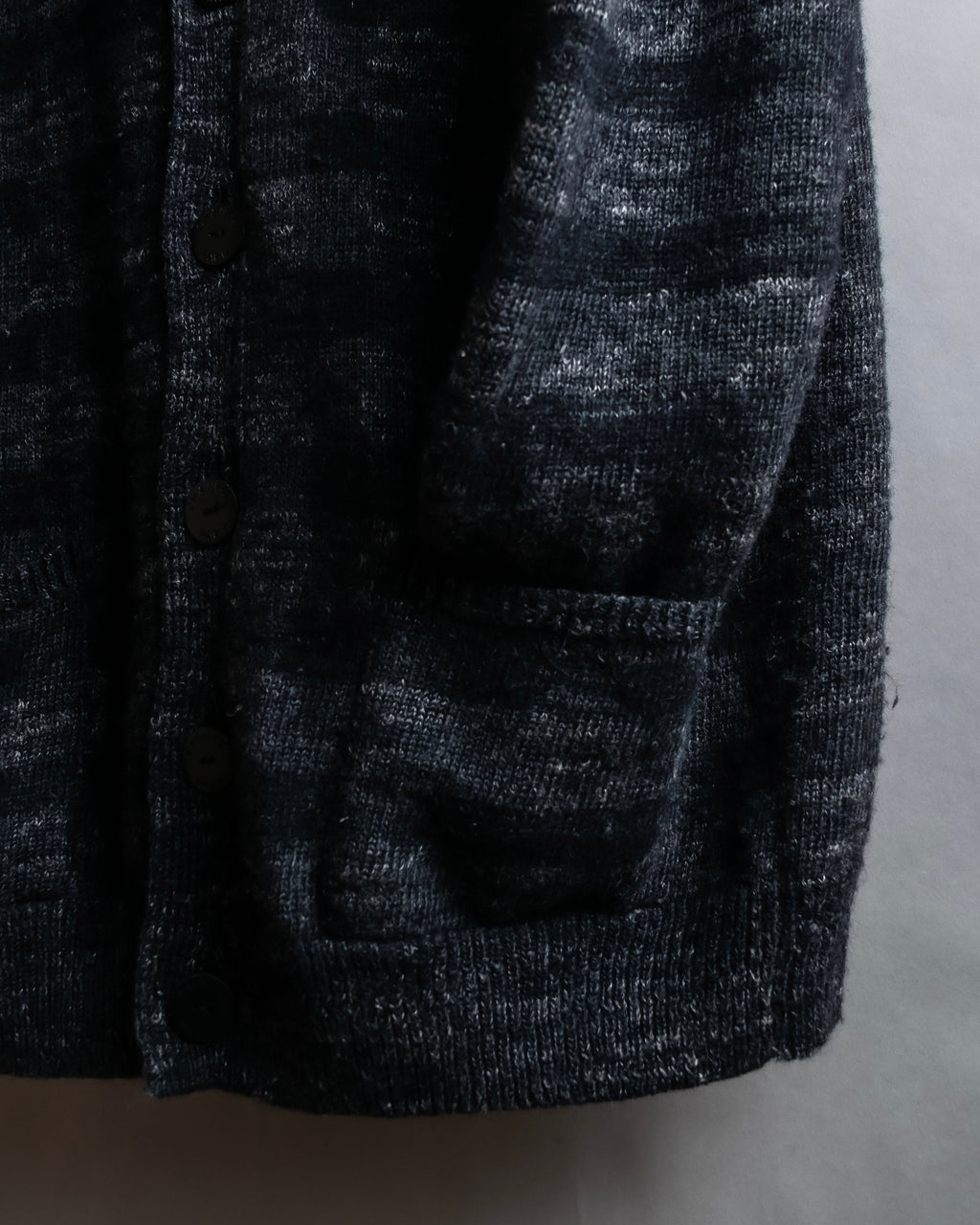 "CHANEL" Sample product hairy material light unevenness cardigan
