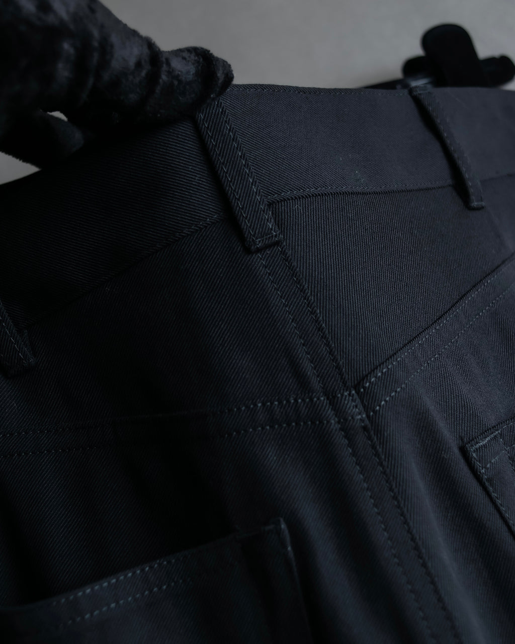 "BALENCIAGA" Beautiful draped full-length slacks