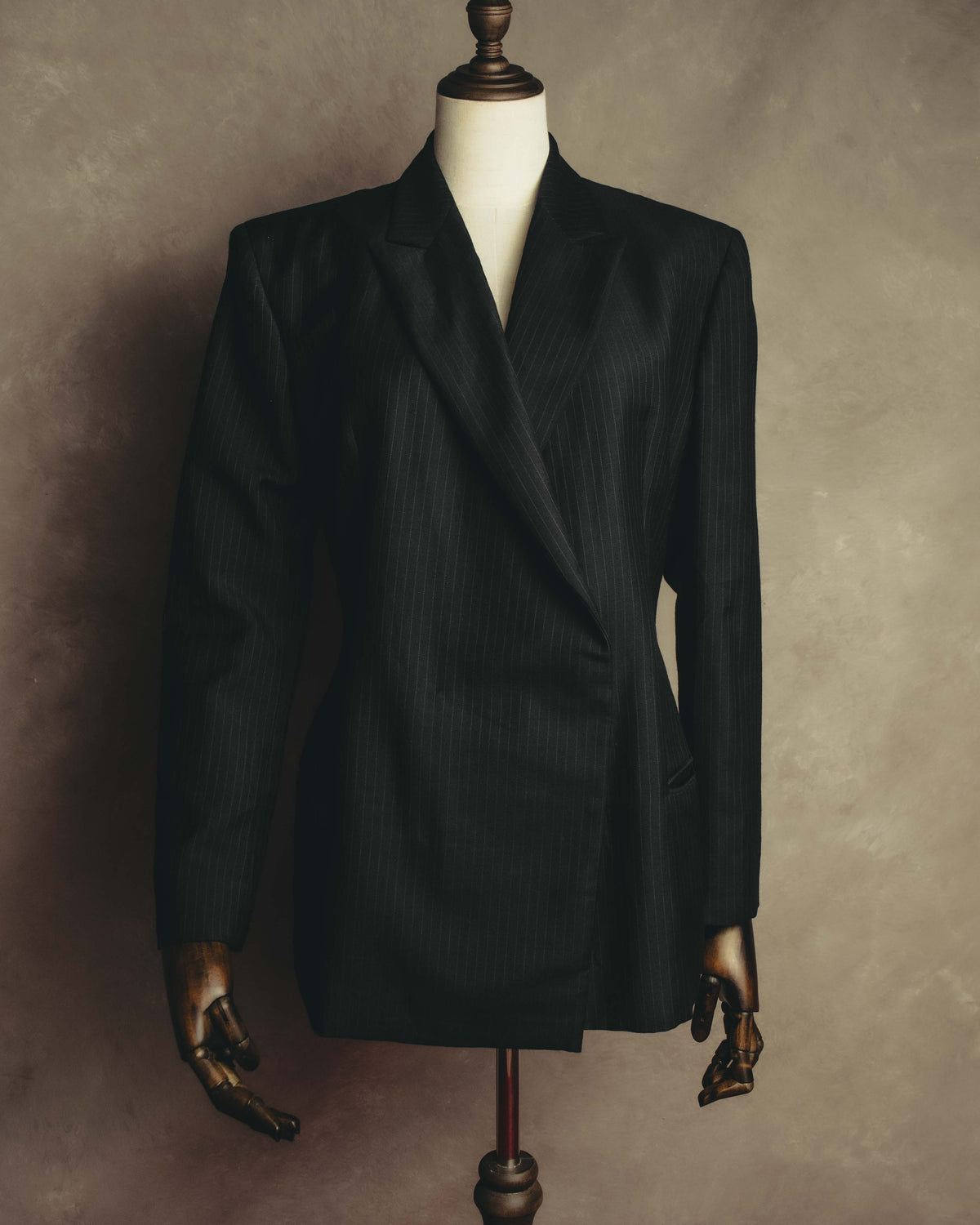 “GUCCI“ Late 90’s Pinstripe wool mohair power tailored jacket