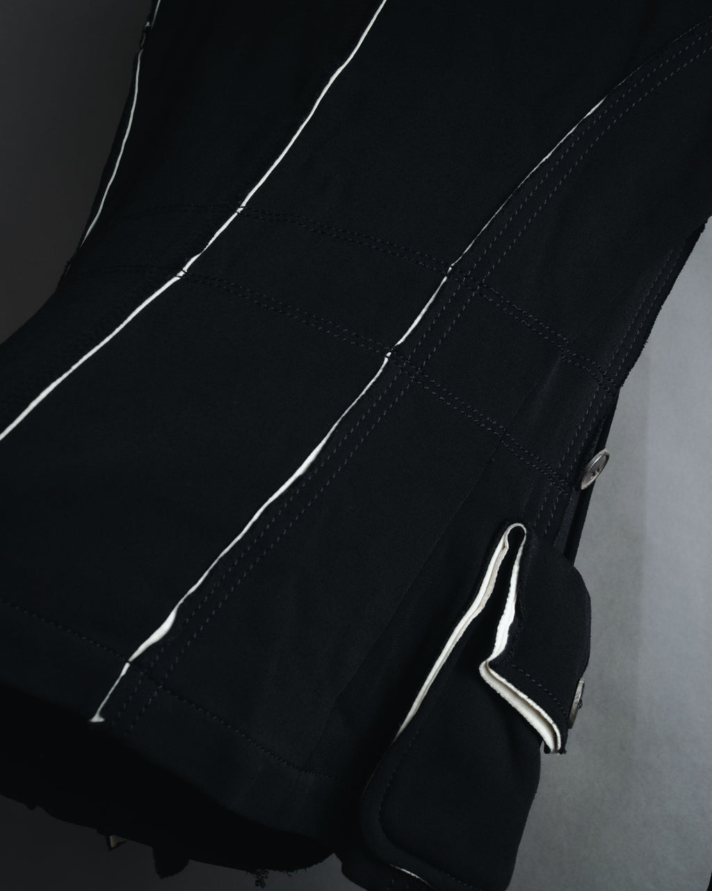 "Donna Karan" Contrast piped tailored jacket