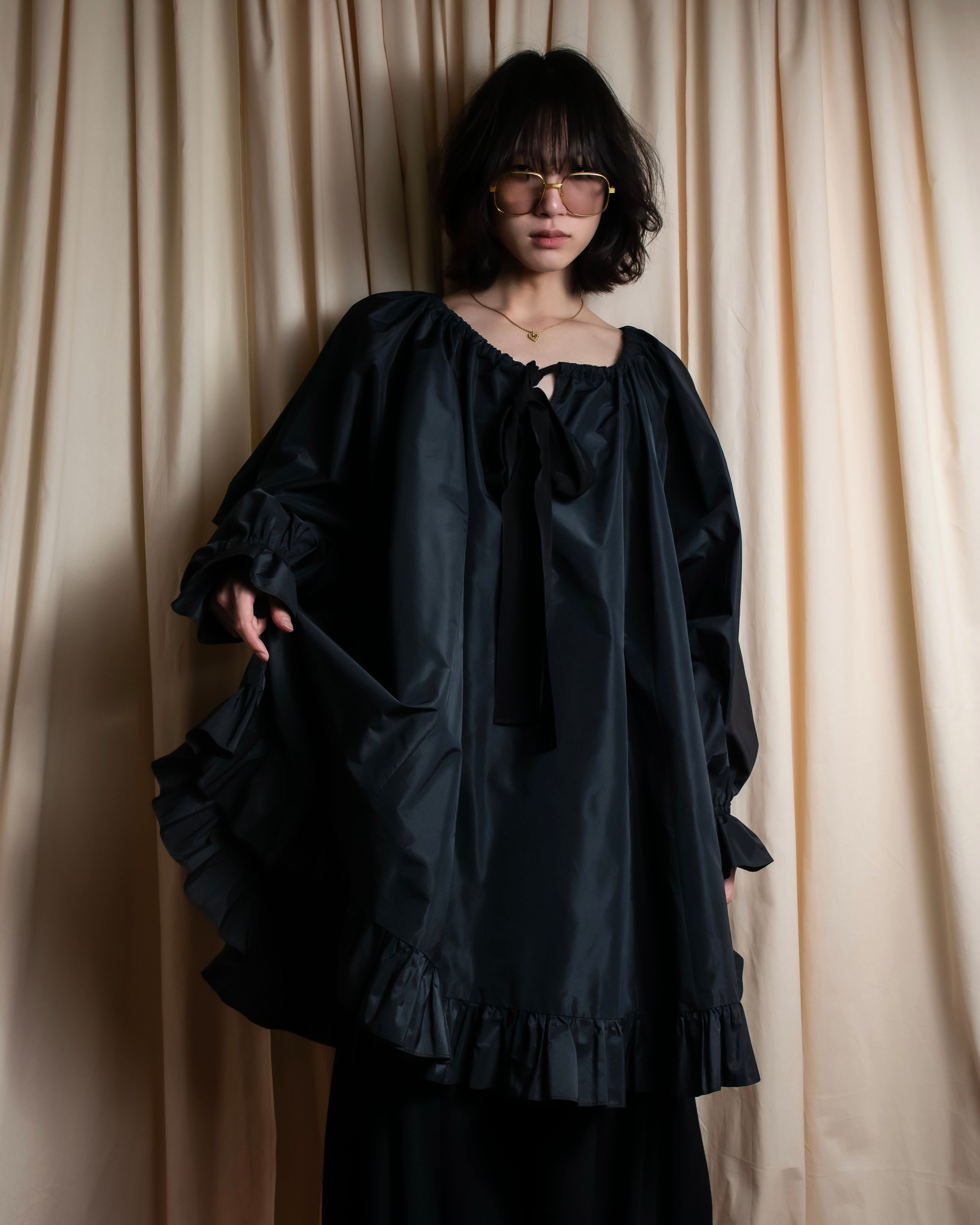 "PATOU" Ribbon shirring design poncho dress