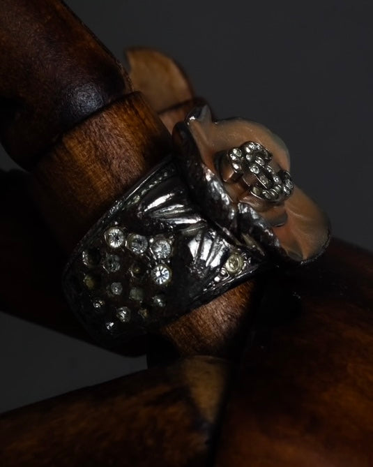 "CHANEL" Camellia motif rhinestone logo design ring