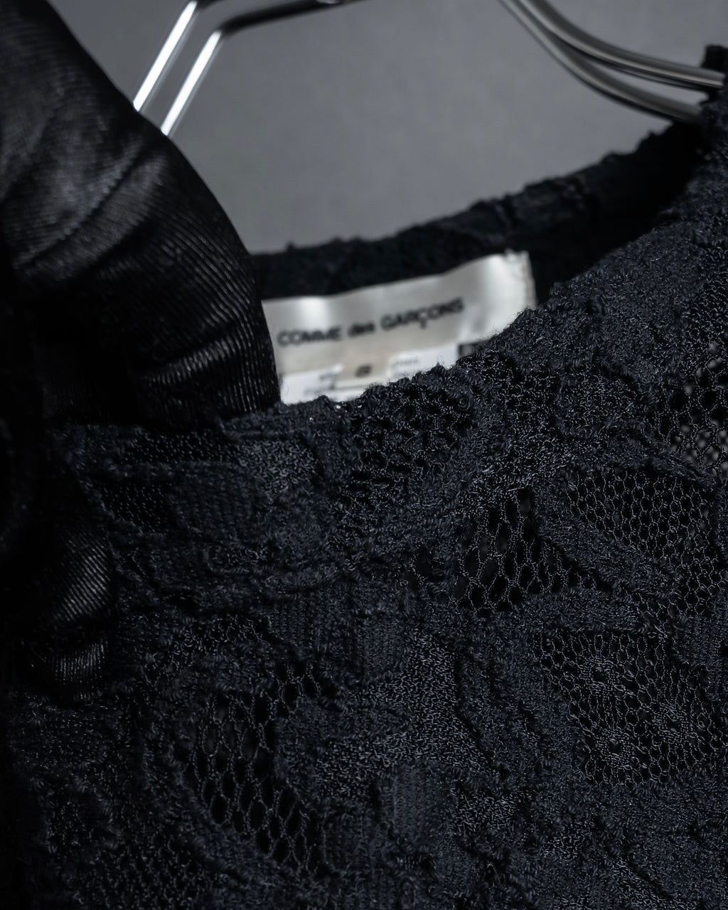 "COMME des GARCONS" 20SS Floral motif lace pullover