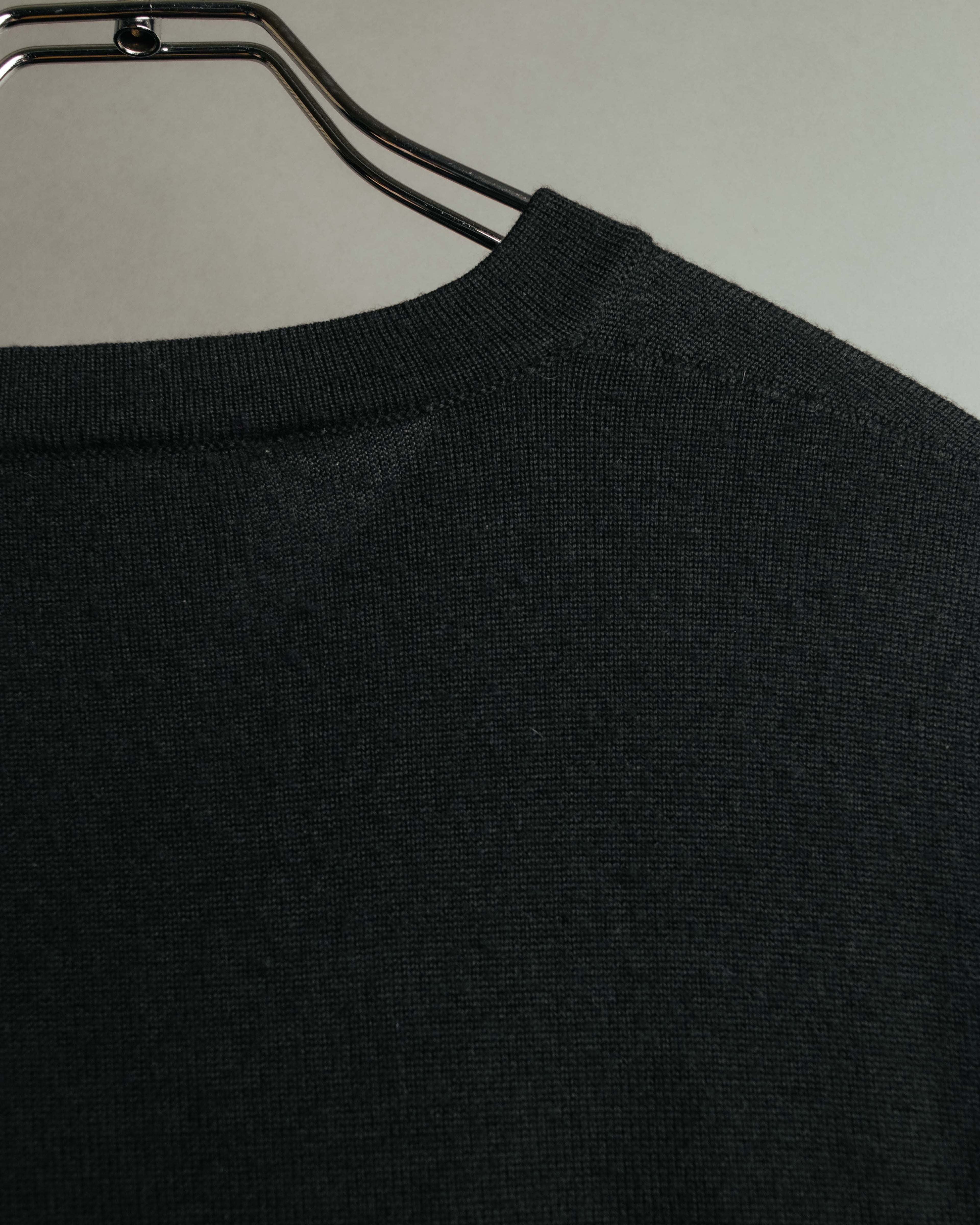 -SPECIAL- “HERMÈS” 90’s-00’s Cashmere wool v-neck knit