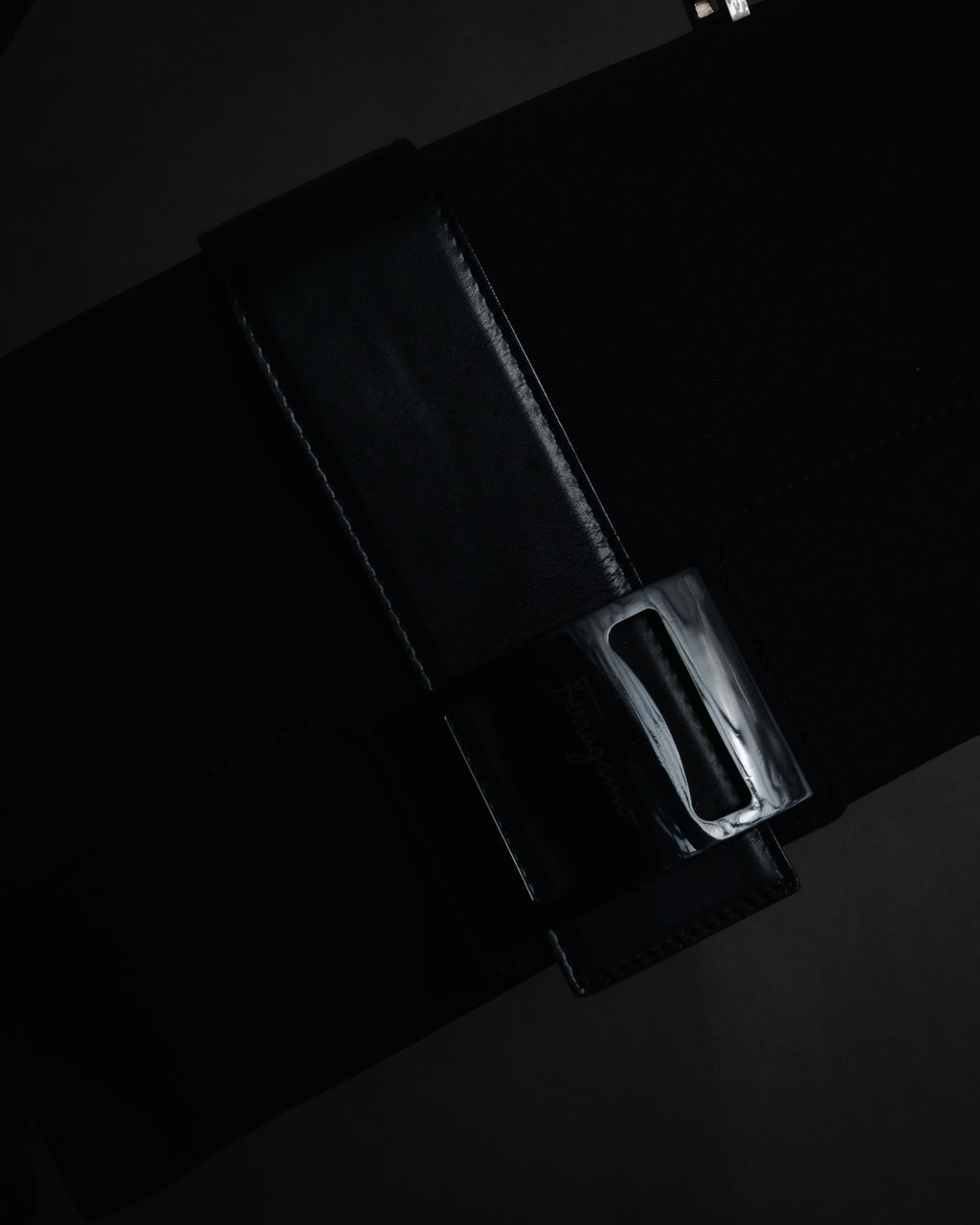 "Salvatore Ferragamo" 90’s-00’s Archive shoe embossed leather shoulder bag