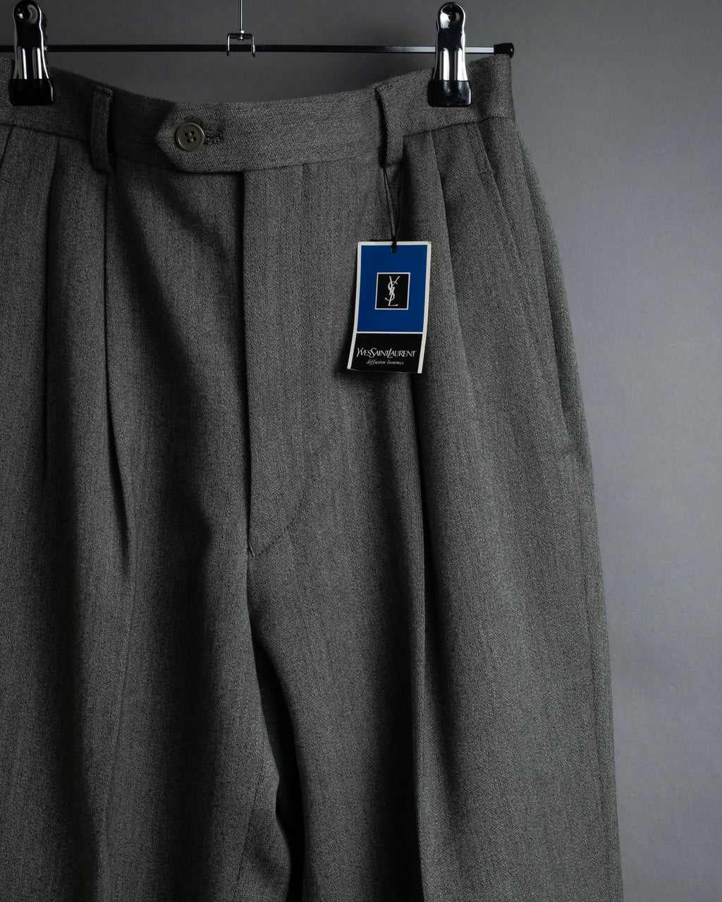 "YVES SAINT LAURENT" Deep pleat tapered wool slacks
