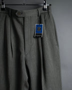 "YVES SAINT LAURENT" Deep pleat tapered wool slacks