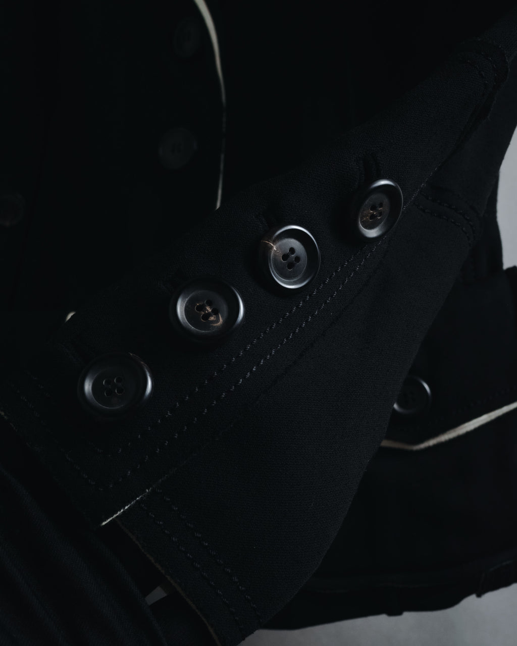 "Donna Karan" Contrast piped tailored jacket