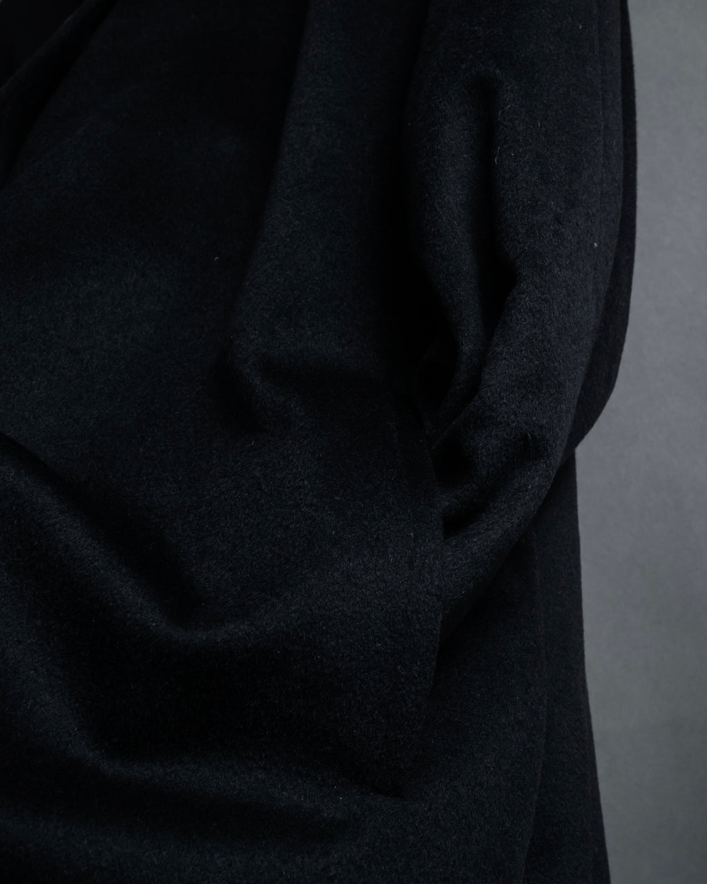 "BALMAIN" Raglan sleeve 100% cashmere stand collar coat