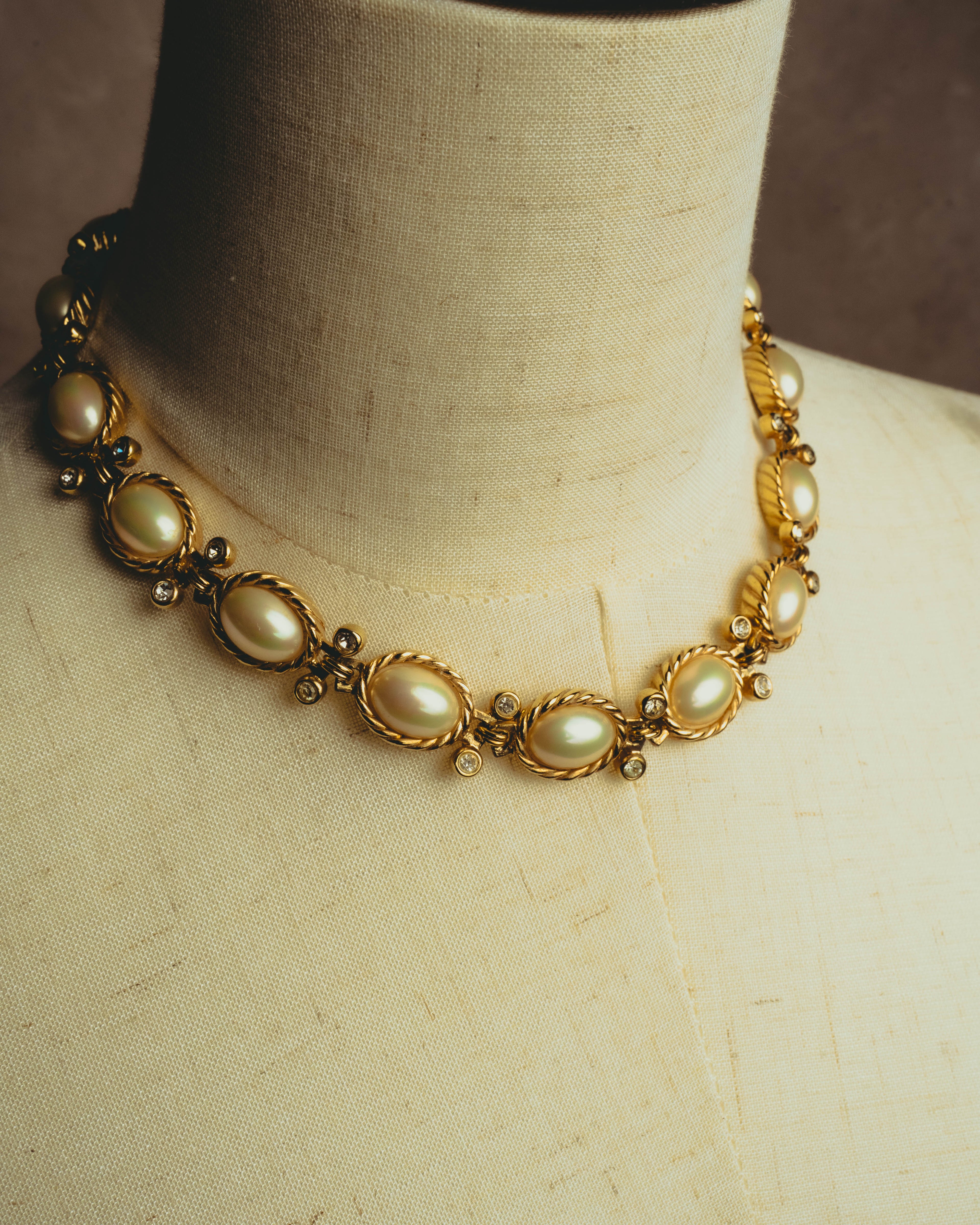 -SPECIAL- “Christian Dior” 70’s-80’s Faux pearl crystal statement necklace