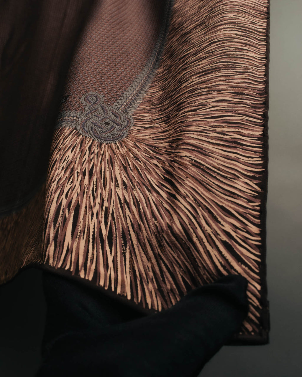 "CHANEL" 80's-90's Elegant silk scarf