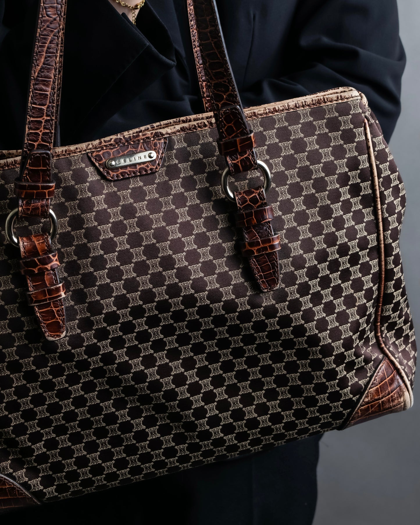 "CELINE" Macadam pattern crocodile switching one handle bag