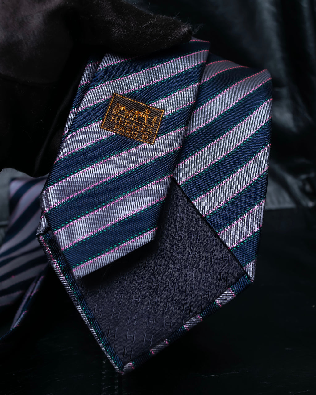 "HERMES" Pink accent regimental tie