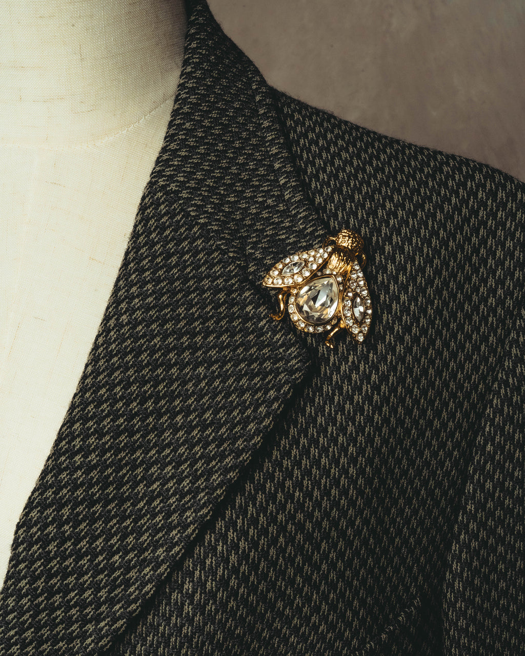 -SPECIAL- “Christian Dior” 80’s crystal embellished bee motif brooch