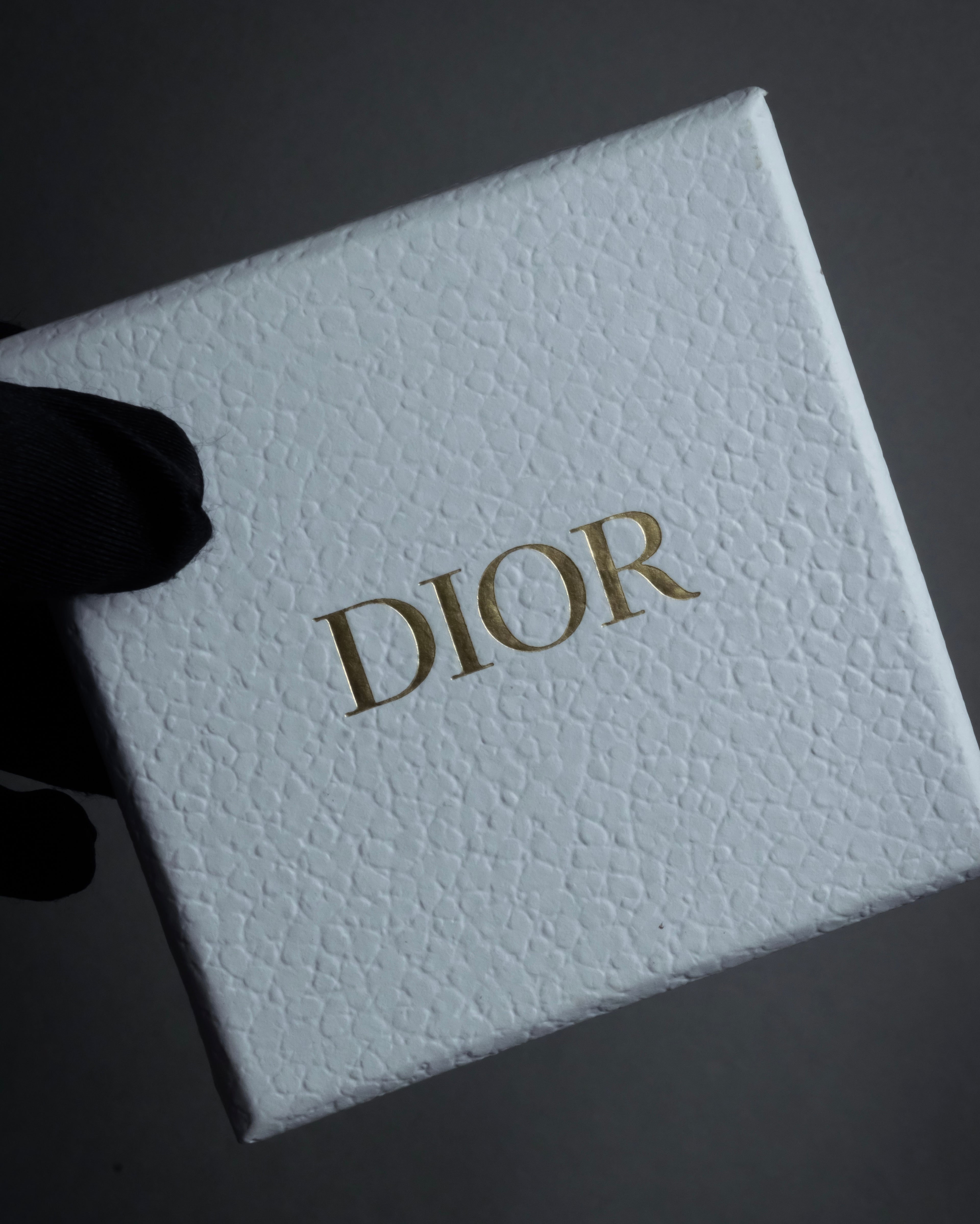 "DIOR" J’ADIOR engraved signet ring