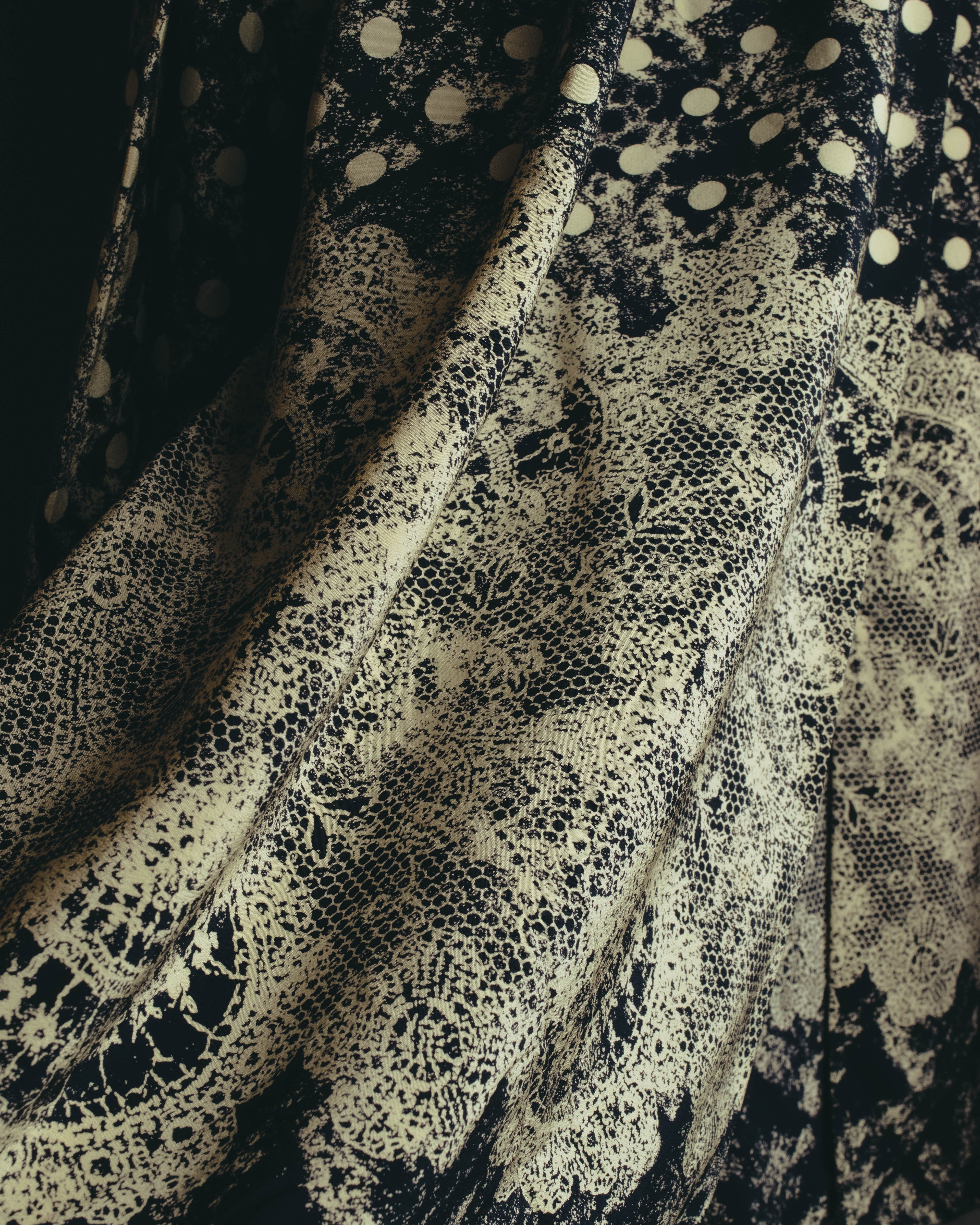 "Christian Dior" 80's-90's Elegant printed silk blouse