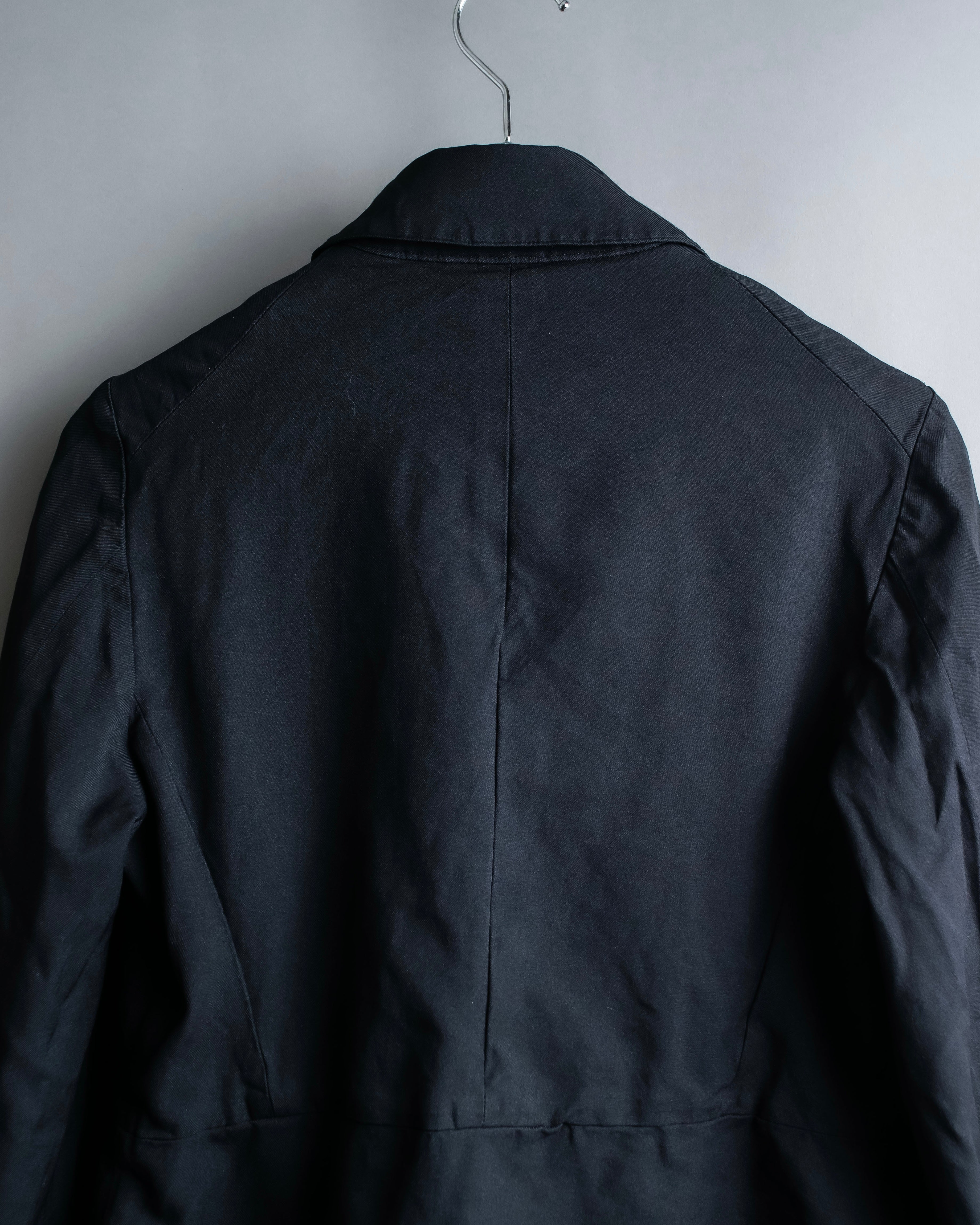 "COMME des GARCONS
COMME des GARCONS" 6 button detail raw edge jacket